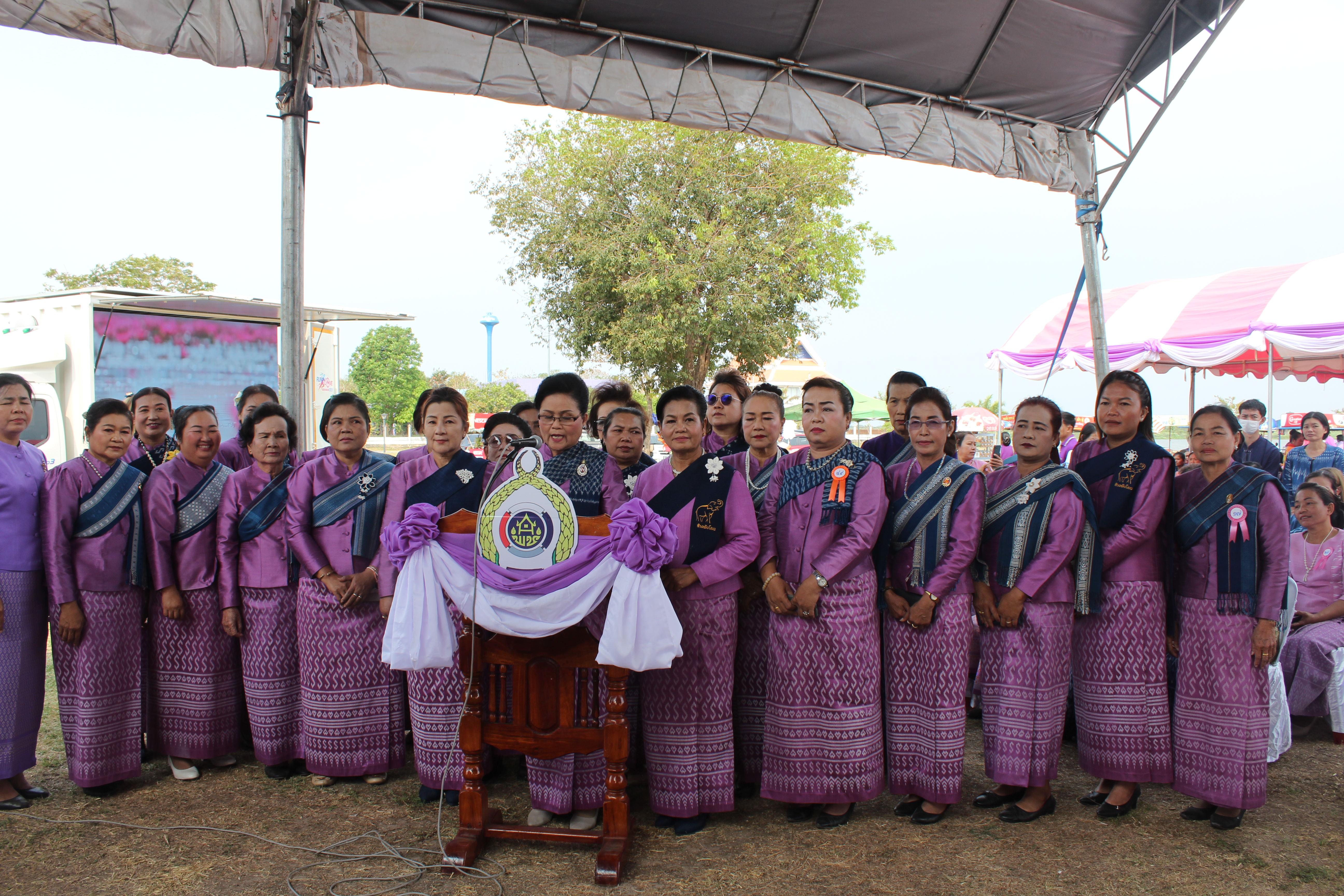 จังหวัดสกลนคร : รวมพลังสตรี บริหารกายให้ได้เหงื่อ เพื่อสุขภาพที่ดี ในงานวันสตรีสากลปี ๒๕๖๗