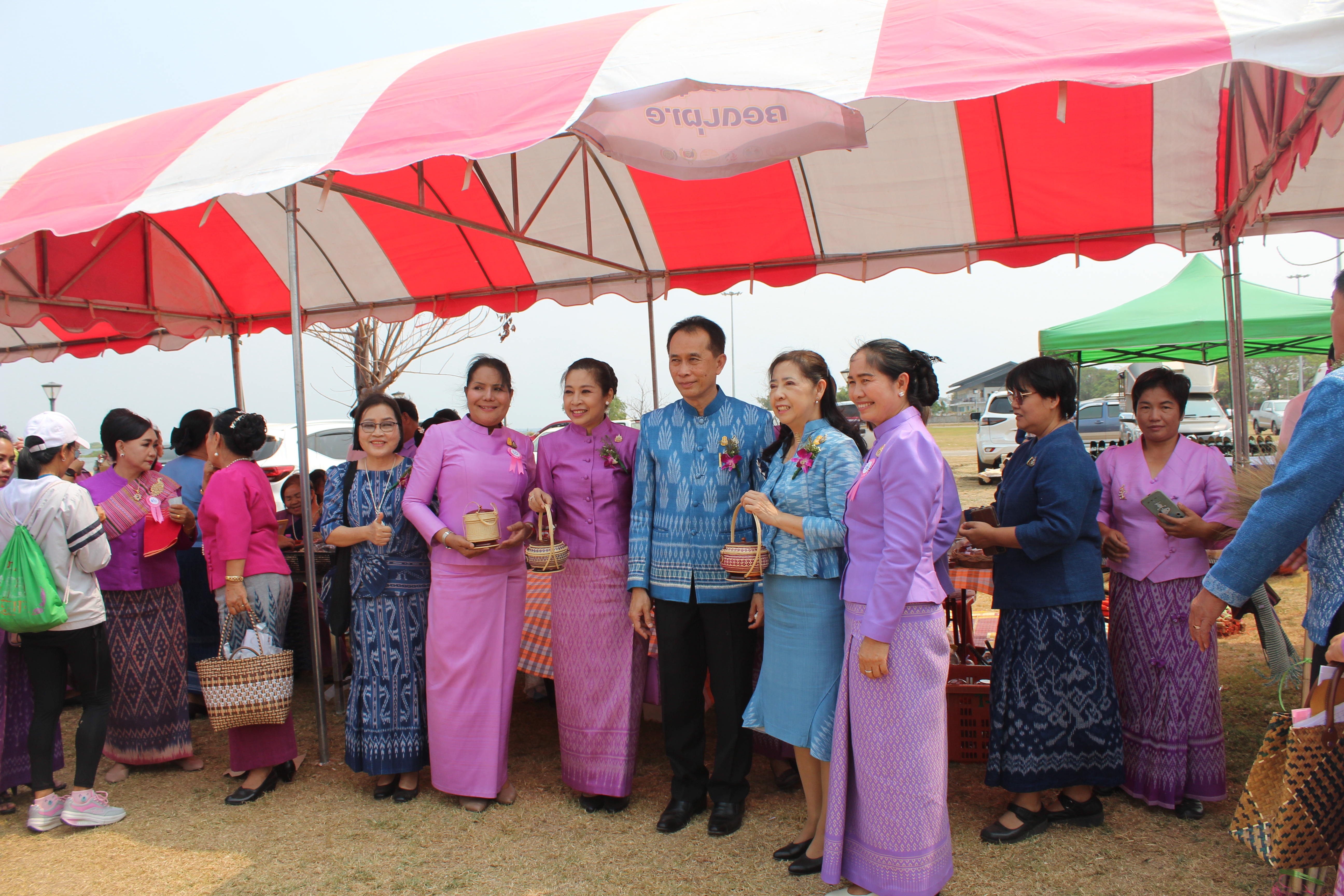 จังหวัดสกลนคร : รวมพลังสตรี บริหารกายให้ได้เหงื่อ เพื่อสุขภาพที่ดี ในงานวันสตรีสากลปี ๒๕๖๗