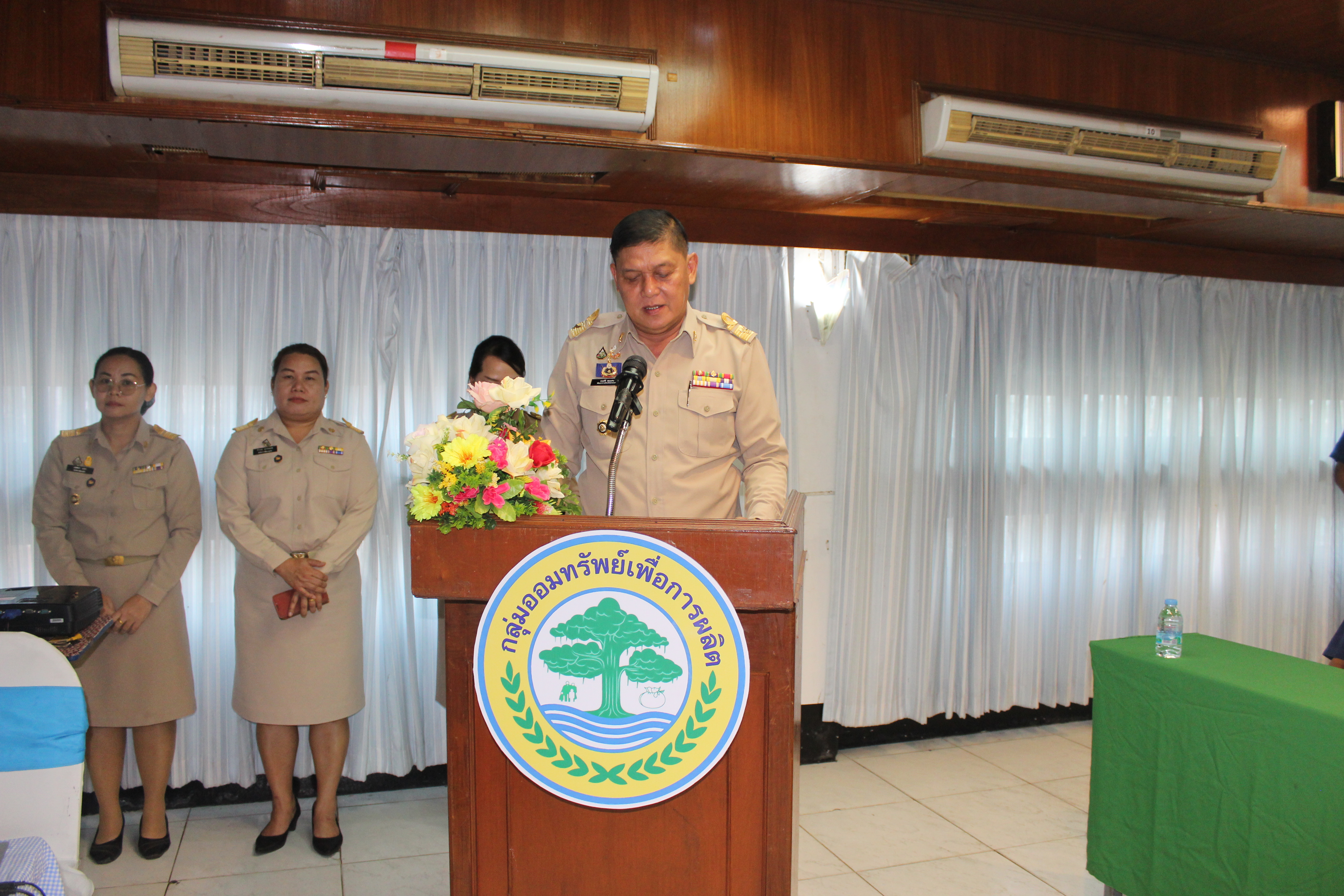 📣 News จังหวัดสกลนคร : เปิดงาน “มหกรรมการออม 50 ปี ผลสำเร็จสัจจะกลุ่มออมทรัพย์เพื่อการผลิต ของจังหวัดสกลนคร กว่า 500 ล้านบาท เพื่อเป็นหนุนทุนชุมชนขับเคลื่อนเศรษฐกิจฐานราก ปี 2567