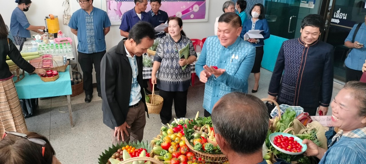 📢จังหวัดสกลนคร : จัดประกวดหมู่บ้านต้นแบบการน้อมนำแนวพระราชดำริไปประยุกต์ใช้ ตามโครงการ ๙;๑๐ ปฏิบัติบูชา สืบสาน รักษา ต่อยอด เพื่อพัฒนาชุมชน ปี ๒๕๖๗