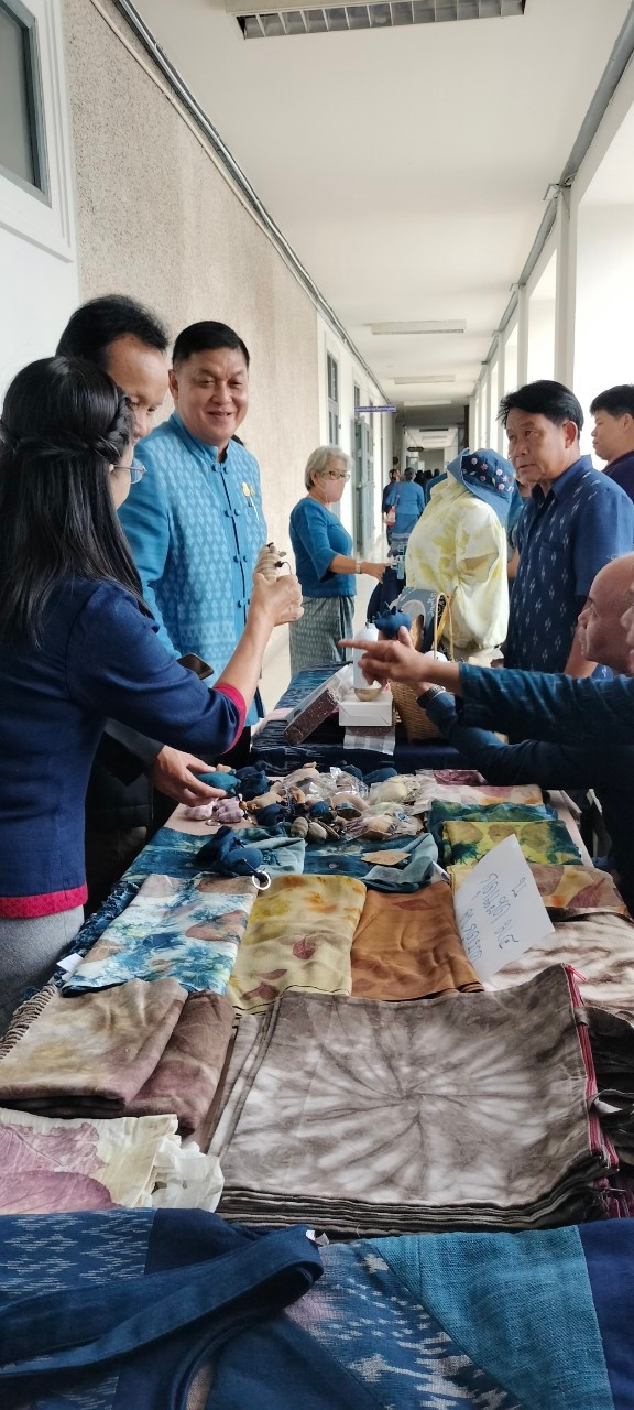 📢จังหวัดสกลนคร : จัดประกวดหมู่บ้านต้นแบบการน้อมนำแนวพระราชดำริไปประยุกต์ใช้ ตามโครงการ ๙;๑๐ ปฏิบัติบูชา สืบสาน รักษา ต่อยอด เพื่อพัฒนาชุมชน ปี ๒๕๖๗
