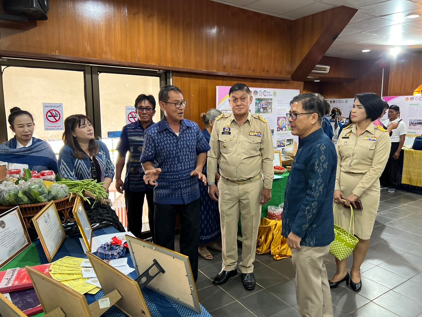 📣 News จังหวัดสกลนคร : เปิดงาน “มหกรรมการออม 50 ปี ผลสำเร็จสัจจะกลุ่มออมทรัพย์เพื่อการผลิต ของจังหวัดสกลนคร กว่า 500 ล้านบาท เพื่อเป็นหนุนทุนชุมชนขับเคลื่อนเศรษฐกิจฐานราก ปี 2567