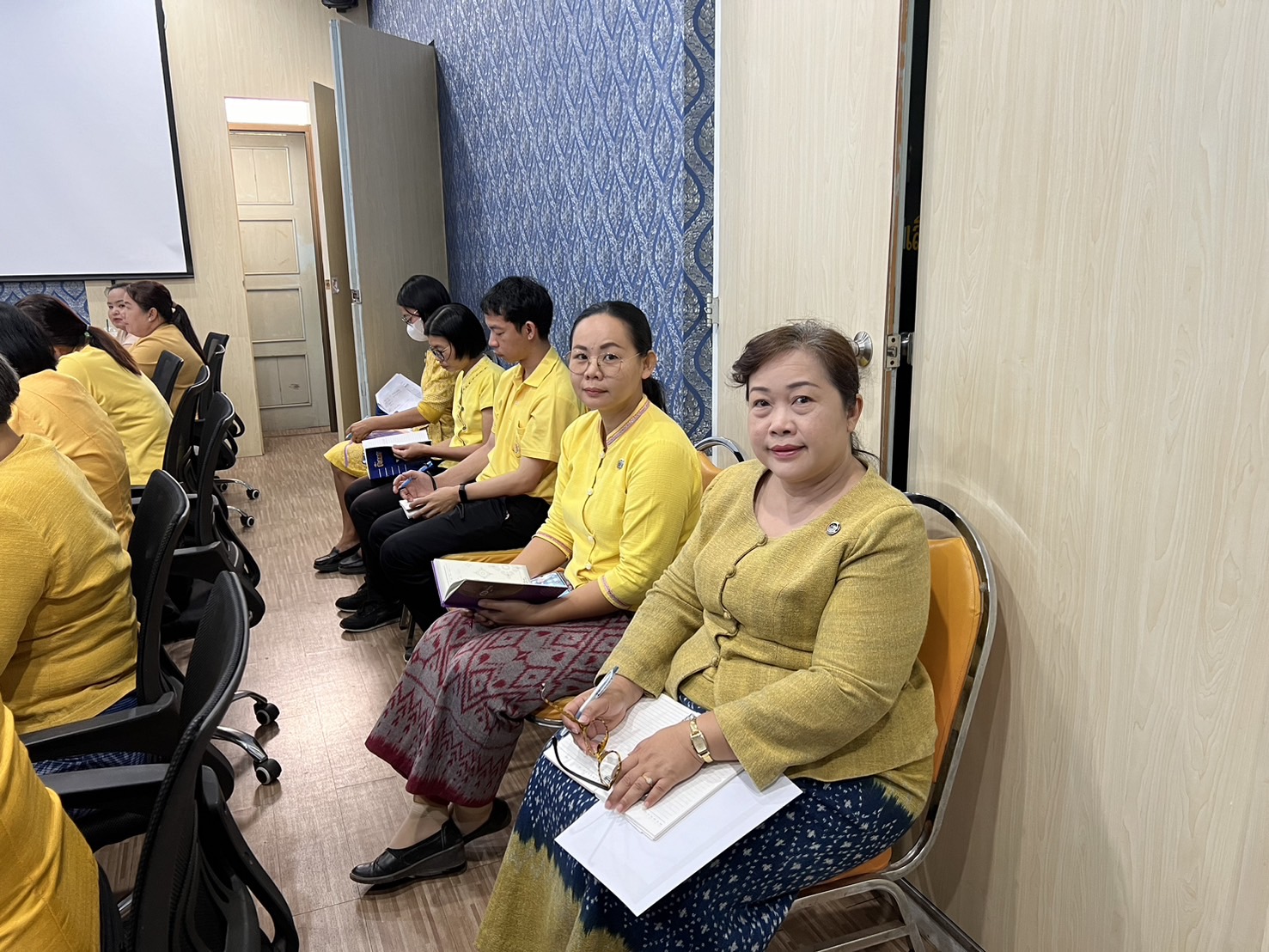 ประชุมติดตามการดำเนินงานตามตัวชี้วัดและค่าเป้าหมายการประเมินผลการปฏิบัติราชการปีงบประมาณ พ.ศ. ๒๕๖๗ รอบการประเมินที่ ๑