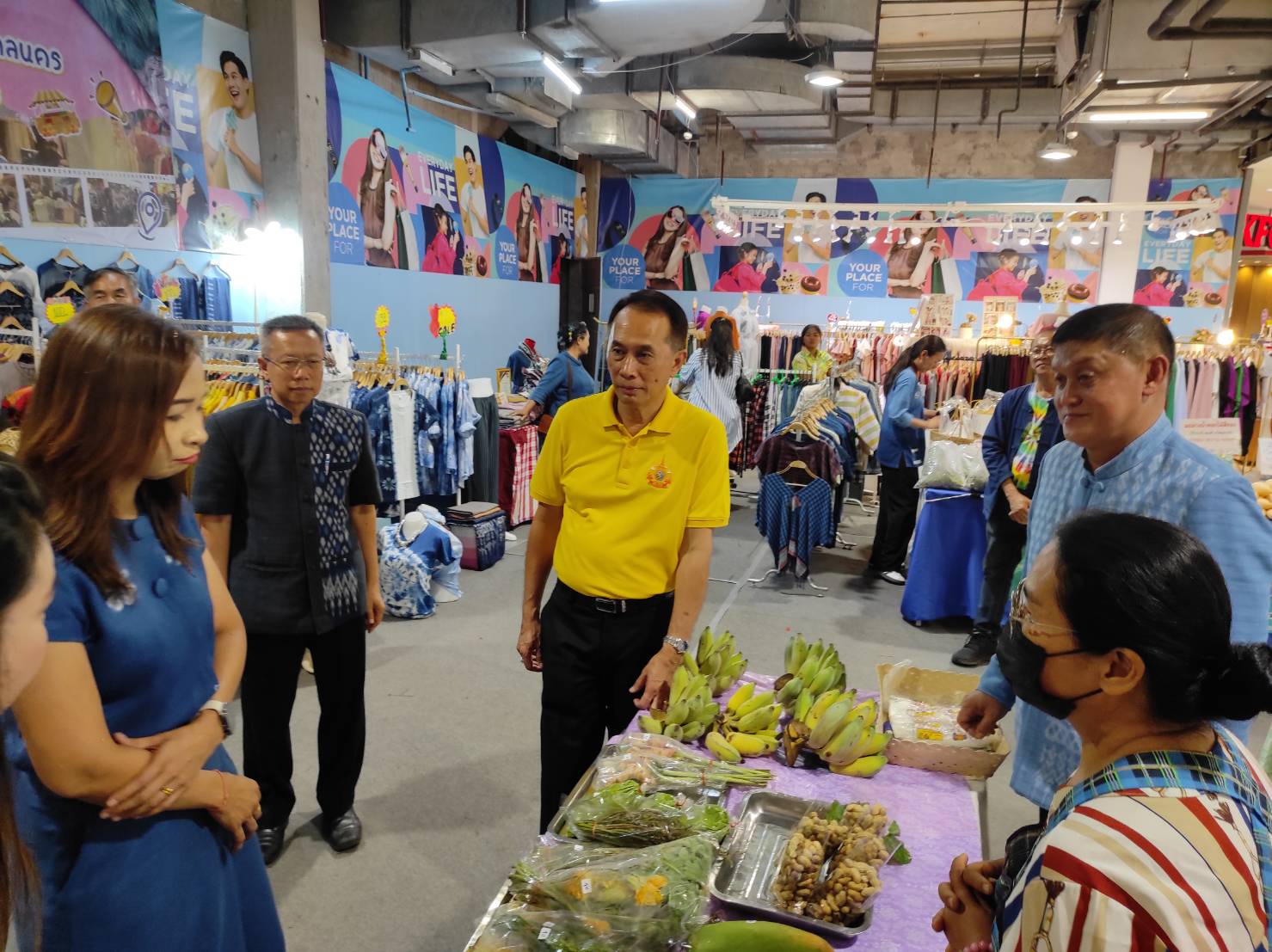 จังหวัดสกลนคร MOU ห้างสรรพสินค้า โรบินสัน ไลฟ์สไตล์ จังหวัดสกลนคร จัดกิจกรรมส่งเสริมช่องทางการจำหน่ายสินค้า OTOP และอาหารปลอดภัย ในช่วงเทศกาลสงกรานต์ ระหว่างวันที่ 6-16 เมษายน 2567