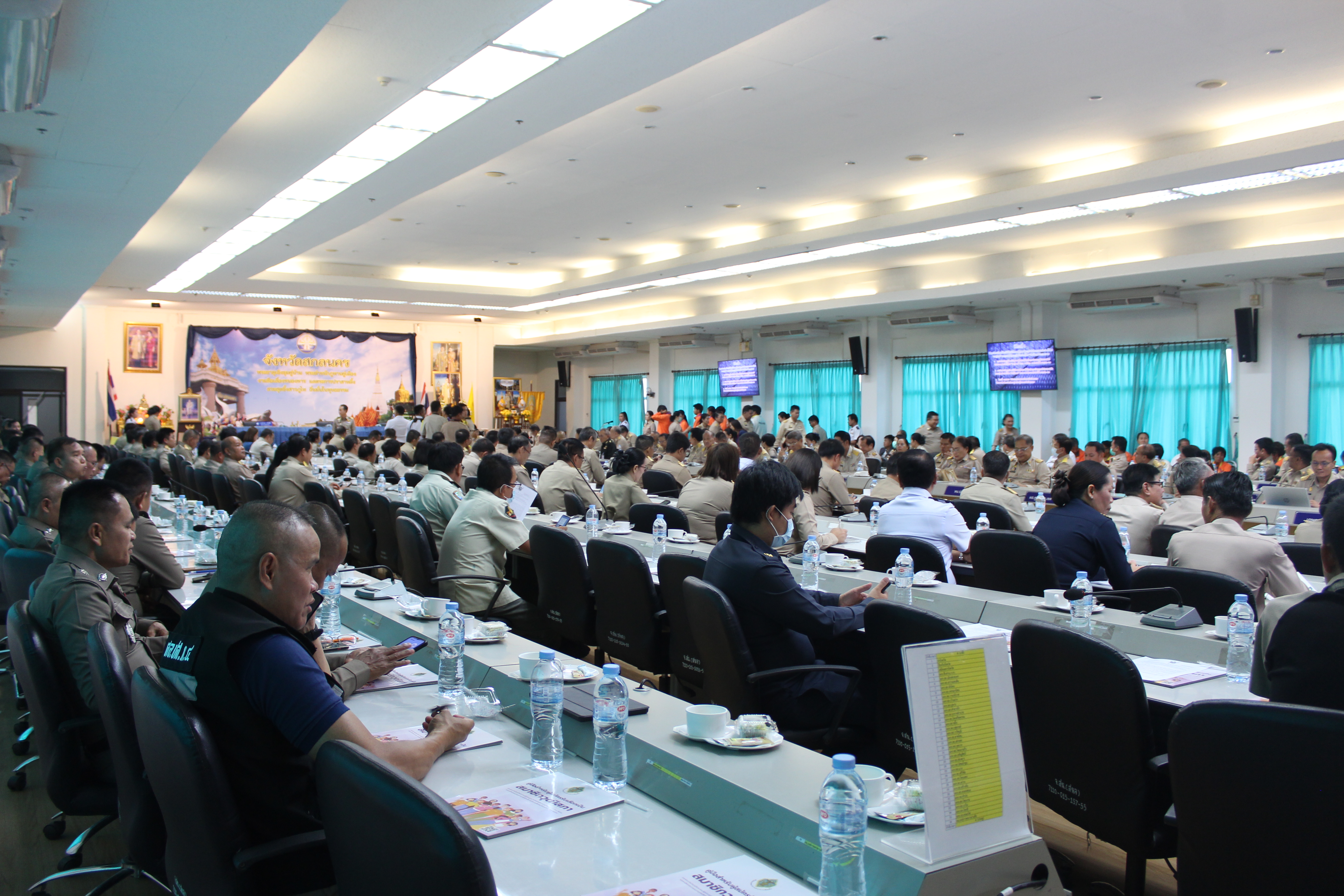 พช.สกลนคร : “ร่วมประชุมคณะกรมการจังหวัดสกลนคร และหัวหน้าส่วนราชการประจำจังหวัดสกลนคร ประจำเดือนเมษายน 2567”