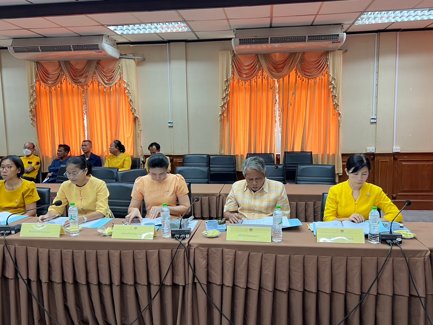 จังหวัดสกลนคร ประชุมคณะกรรมการขับเคลื่อนโครงการ 9 ; 10 ปฏิบัติบูชา“สืบสาน รักษา ต่อยอด” เพื่อพัฒนาชุมชน ประจำปี 2567