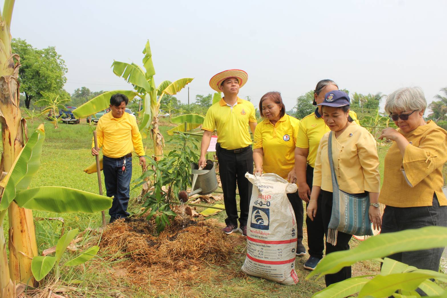 📢 จังหวัดสกลนคร : ดำเนินโครงการเฉลิมพระเกียรติพระบาทสมเด็จพระเจ้าอยู่หัว เนื่องในโอกาสมหามงคลเฉลิมพระชนมพรรษา 6 รอบ 28 กรกฎาคม 2567 กิจกรรม “เอามื้อสามัคคี ทำความดี ถวายเป็นพระราชกุศล”