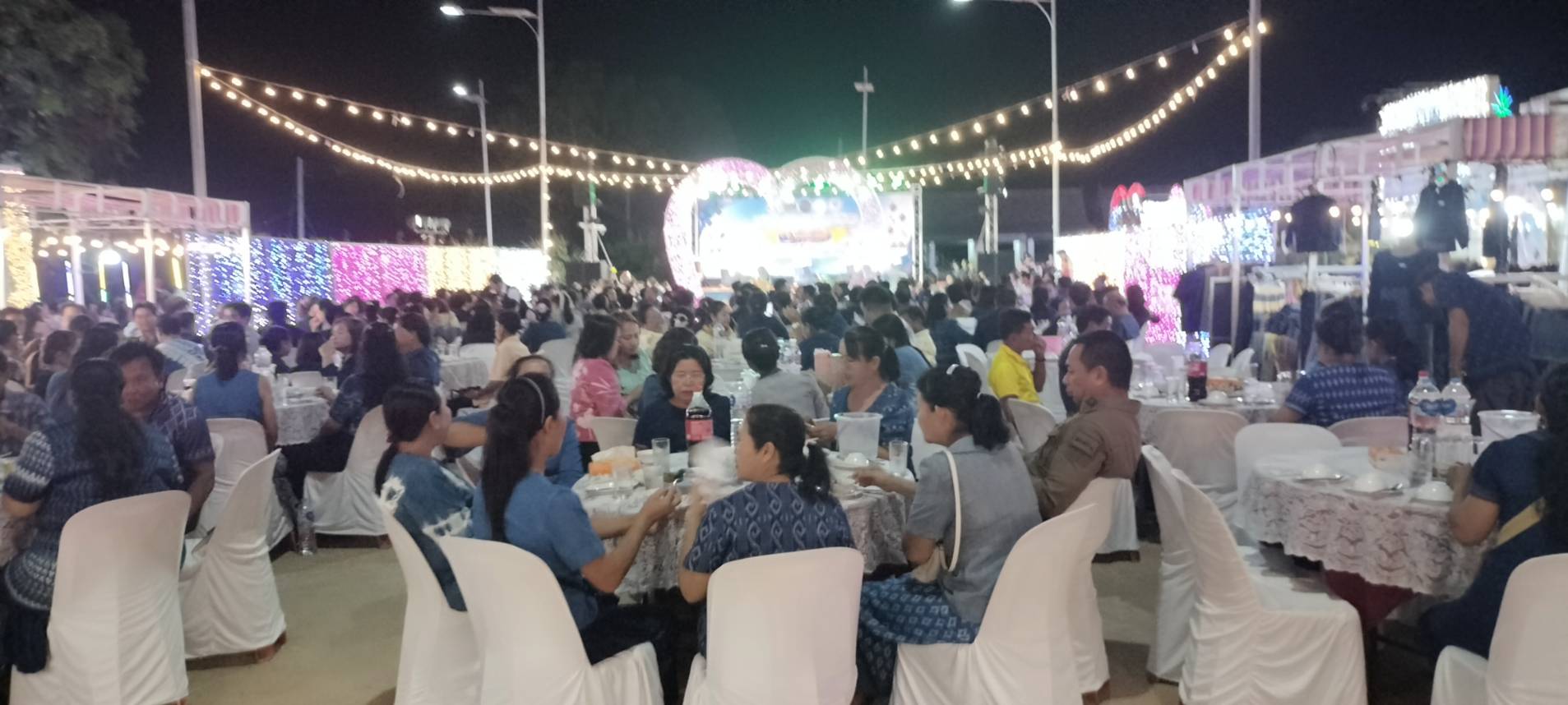 “เสน่ห์ภูษา ตระการตาผ้าไทยใส่ให้สนุก”