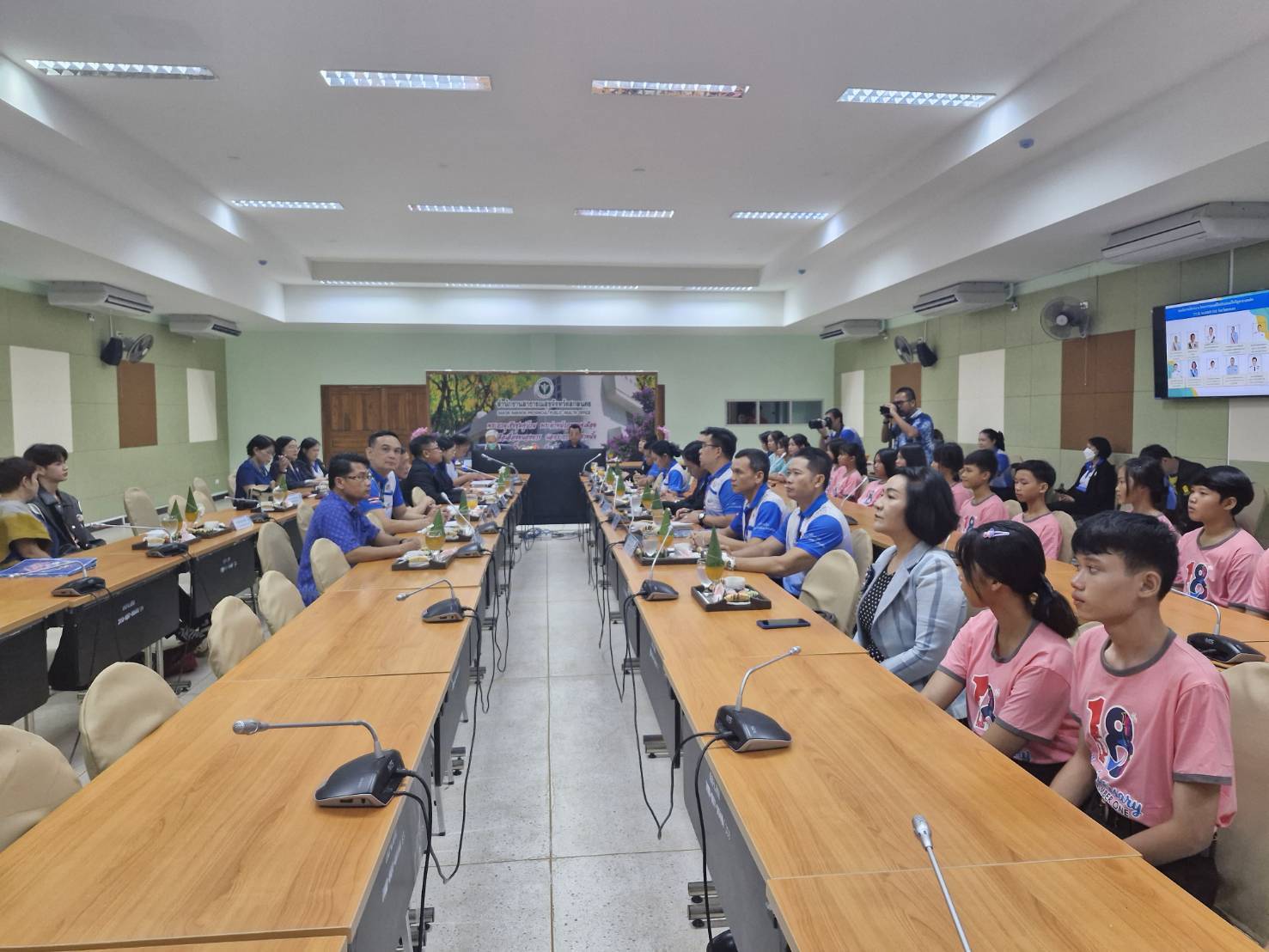 📢 พช.สกลนคร : ร่วมรับการตรวจเยี่ยมการปฏิบัติงานและเก็บคะแนนการประกวดกิจกรรมโครงการ TO BE NUMBER ONE ระดับประเทศ