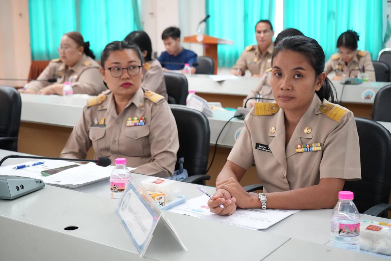 📢จังหวัดสกลนคร : ร่วมการประชุมมอบนโยบายการบริหารงานจังหวัดและกลุ่มจังหวัดแบบบูรณาการของจังหวัด และกลุ่มจังหวัดภาคตะวันออกเฉียงเหนือ ประจำปีงบประมาณ พ.ศ. 2569
