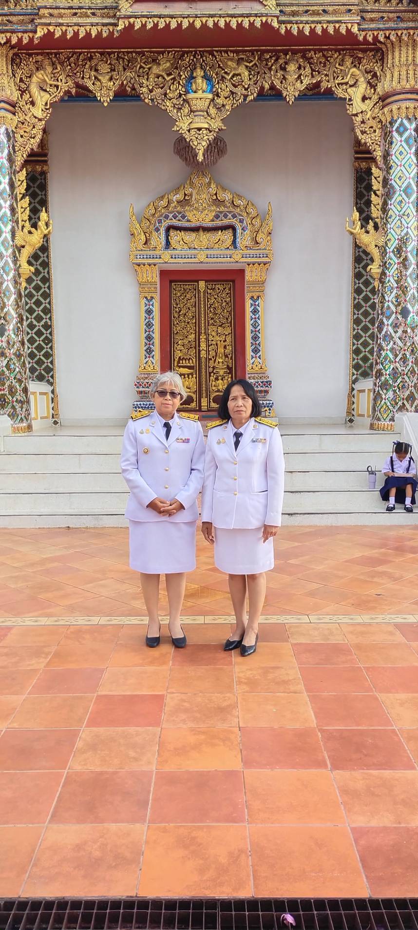 📢ผู้ว่าราชการจังหวัดสกลนคร นำทุกภาคส่วน ร่วมสวดพระพุทธมนต์ ทำบุญตักบาตรถวายพระราชกุศล เนื่องในวันที่ระลึกพระบาทสมเด็จพระปกเกล้าเจ้าอยู่หัว