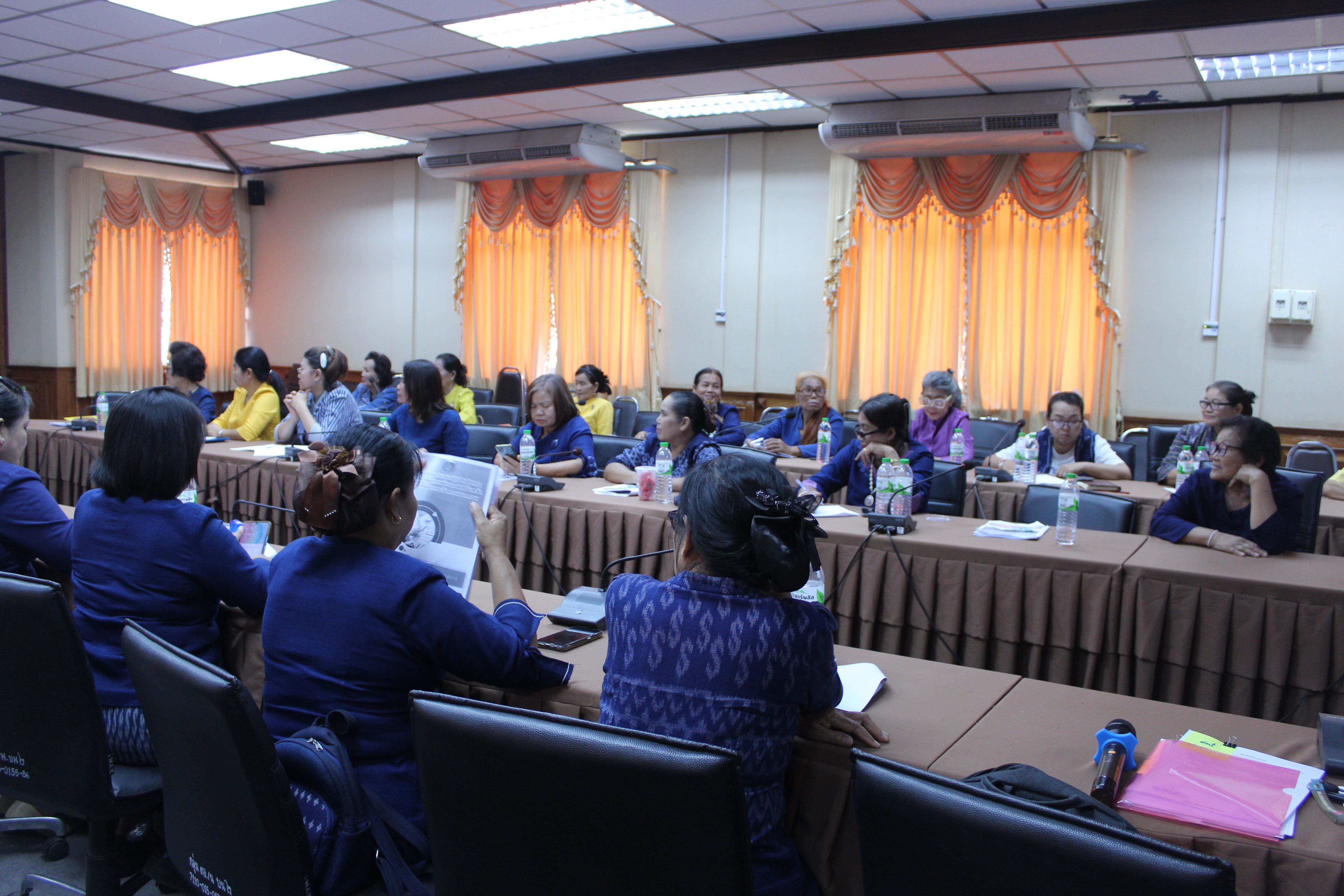📢จังหวัดสกลนคร : ประชุมเชิงปฏิบัติการเสริมสร้างศักยภาพองค์กรสตรีเพื่อขับเคลื่อนการขจัดความยากจน