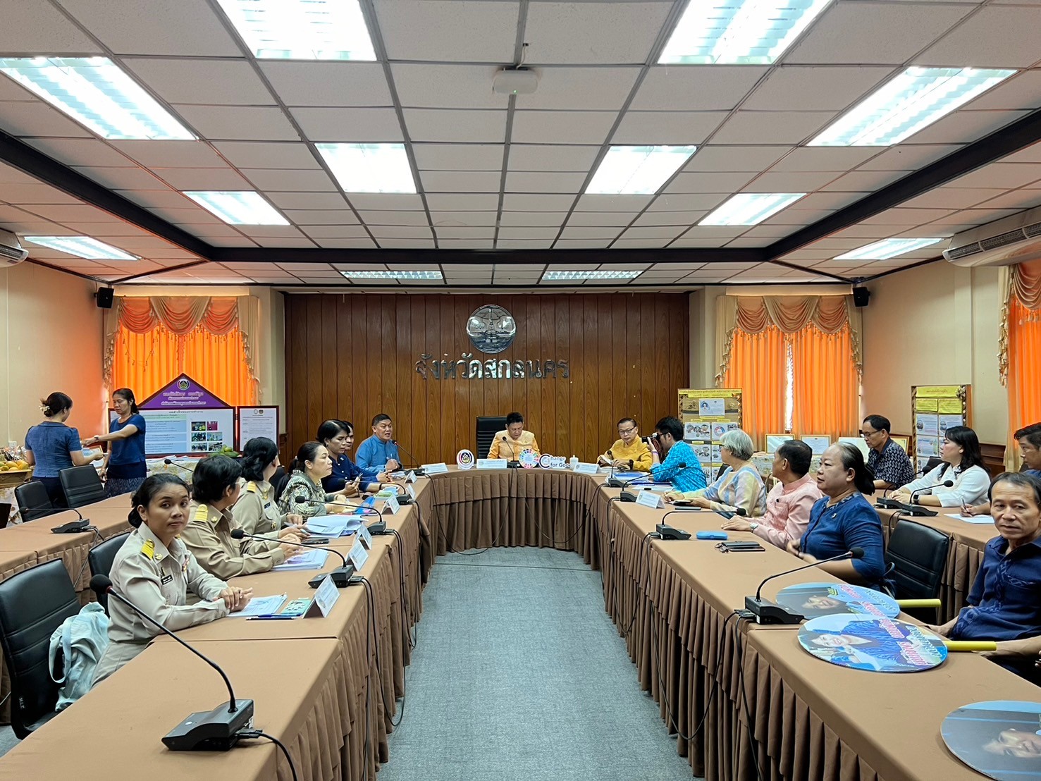 พช.สกลนคร : รับการประเมินข้าราชการ ลูกจ้างประจำ พนักงานราชการดีเด่น กรมการพัฒนาชุมชน ประจำปี ๒๕๖๗