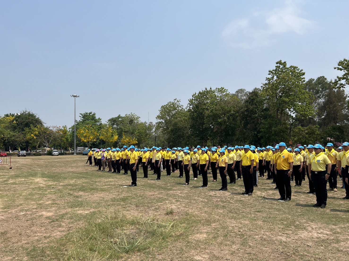 พช.สกลนคร : ร่วมกิจกรรมจิตอาสาพัฒนาเฉลิมพระเกียรติพระบาทสมเด็จพระเจ้าอยู่หัว เนื่องในโอกาสพระราชพิธีมหามงคลเฉลิมพระชนมพรรษา ๖ รอบ ๒๘ กรกฎาคม ๒๕๖๗ Big Cleaning Day บริเวณศาลากลางจังหวัดสกลนคร