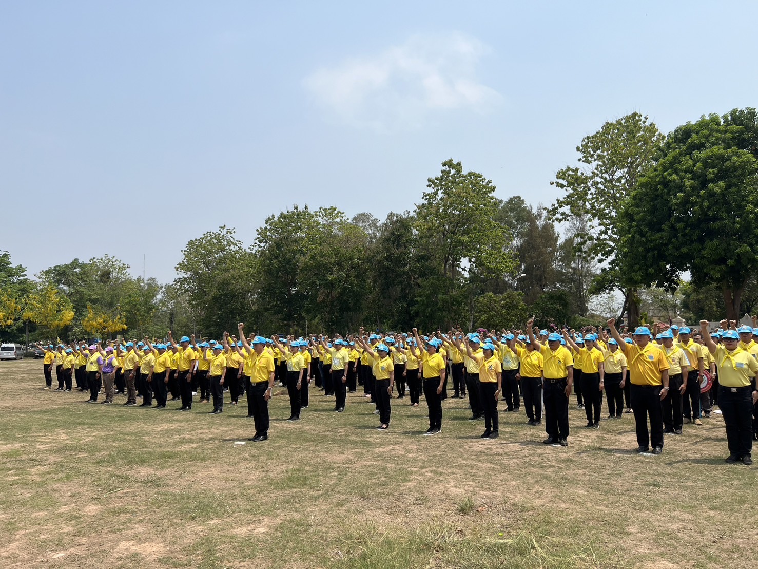 พช.สกลนคร : ร่วมกิจกรรมจิตอาสาพัฒนาเฉลิมพระเกียรติพระบาทสมเด็จพระเจ้าอยู่หัว เนื่องในโอกาสพระราชพิธีมหามงคลเฉลิมพระชนมพรรษา ๖ รอบ ๒๘ กรกฎาคม ๒๕๖๗ Big Cleaning Day บริเวณศาลากลางจังหวัดสกลนคร