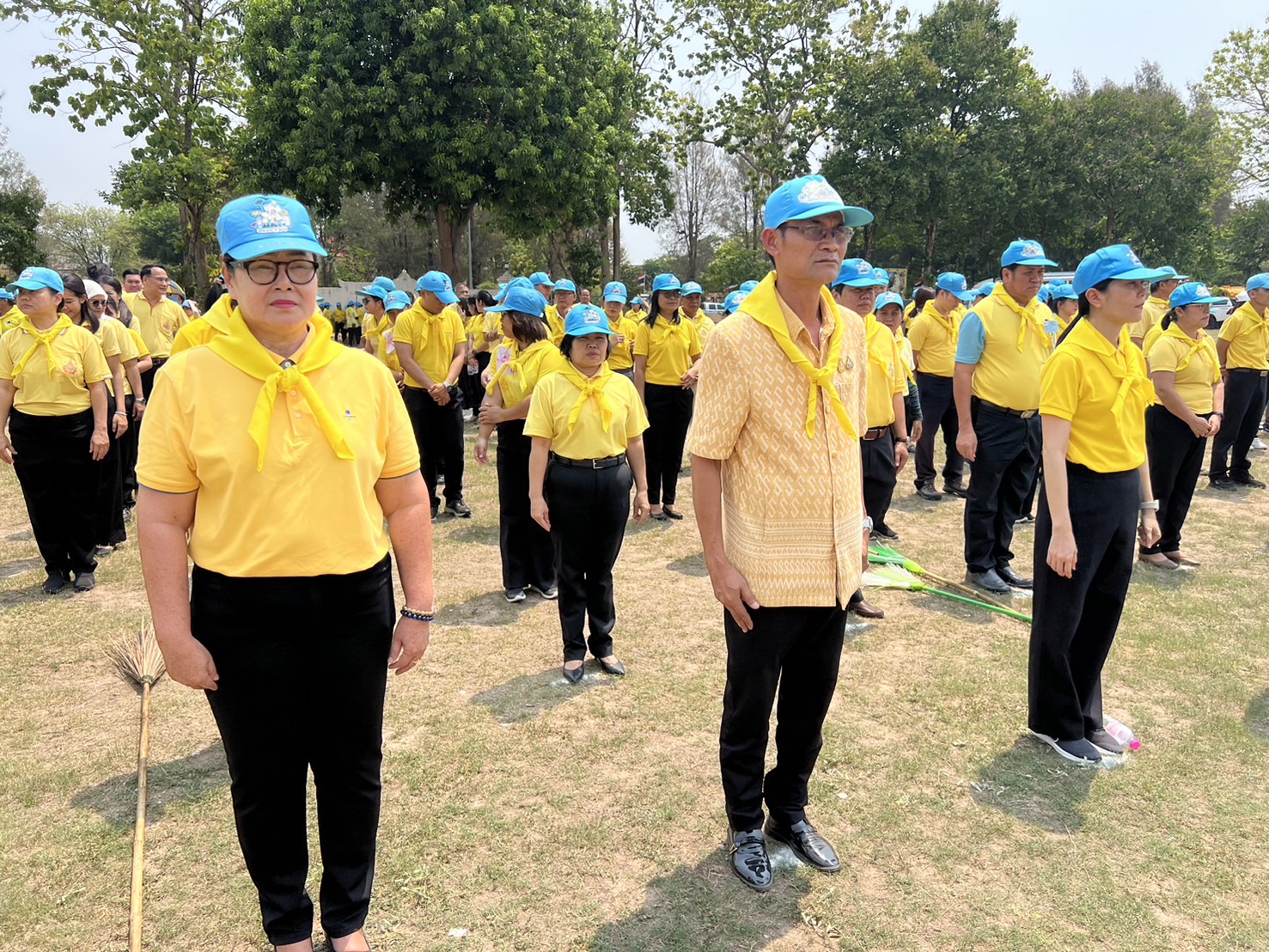 พช.สกลนคร : ร่วมกิจกรรมจิตอาสาพัฒนาเฉลิมพระเกียรติพระบาทสมเด็จพระเจ้าอยู่หัว เนื่องในโอกาสพระราชพิธีมหามงคลเฉลิมพระชนมพรรษา ๖ รอบ ๒๘ กรกฎาคม ๒๕๖๗ Big Cleaning Day บริเวณศาลากลางจังหวัดสกลนคร