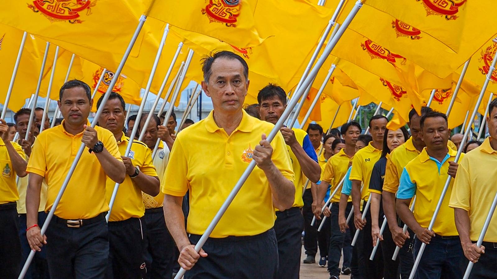 จังหวัดสกลนคร รับมอบธงตราสัญลักษณ์งานเฉลิม พระเกียรติ พระบาทสมเด็จพระเจ้าอยู่หัวเนื่องในโอกาสพระราชพิธีมหามงคลเฉลิมพระชนม พรรษา 6 รอบ 28 กรกฎาคม 2567 จากจังหวัดนครพนม