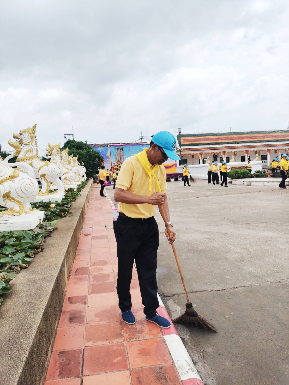 📢จิตอาสาพระราชทาน จังหวัดสกลนคร ทำความดีด้วยหัวใจ ร่วมกิจกรรมบำเพ็ญสาธารณประโยชน์และสาธารณกุศล เนื่องในโอกาสวันคล้ายวันเฉลิมพระชนมพรรษา สมเด็จพระนางเจ้าฯ พระบรมราชินี 3 มิถุนายน 2567