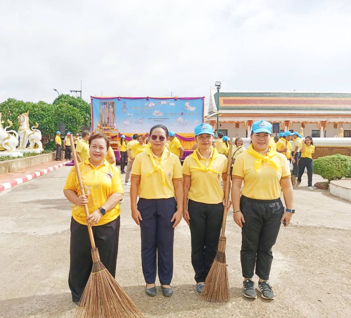 📢จิตอาสาพระราชทาน จังหวัดสกลนคร ทำความดีด้วยหัวใจ ร่วมกิจกรรมบำเพ็ญสาธารณประโยชน์และสาธารณกุศล เนื่องในโอกาสวันคล้ายวันเฉลิมพระชนมพรรษา สมเด็จพระนางเจ้าฯ พระบรมราชินี 3 มิถุนายน 2567