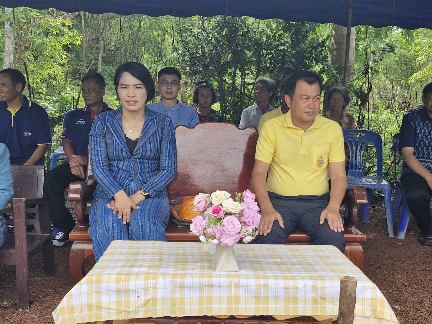 📢พช.สกลนคร : ร่วมยกเสาเอกบ้านห่วงใยจากใจ GLO ปี ๒๕๖๖