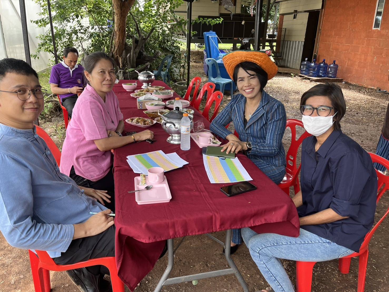 📢พช.สกลนคร : เร่งขับเคลื่อนการดำเนินงานหมู่บ้านป้องกันและแก้ไขปัญหายาเสพติด โดยกองทุนแม่ของแผ่นดิน ตามนโยบายของกระทรวงมหาดไทย