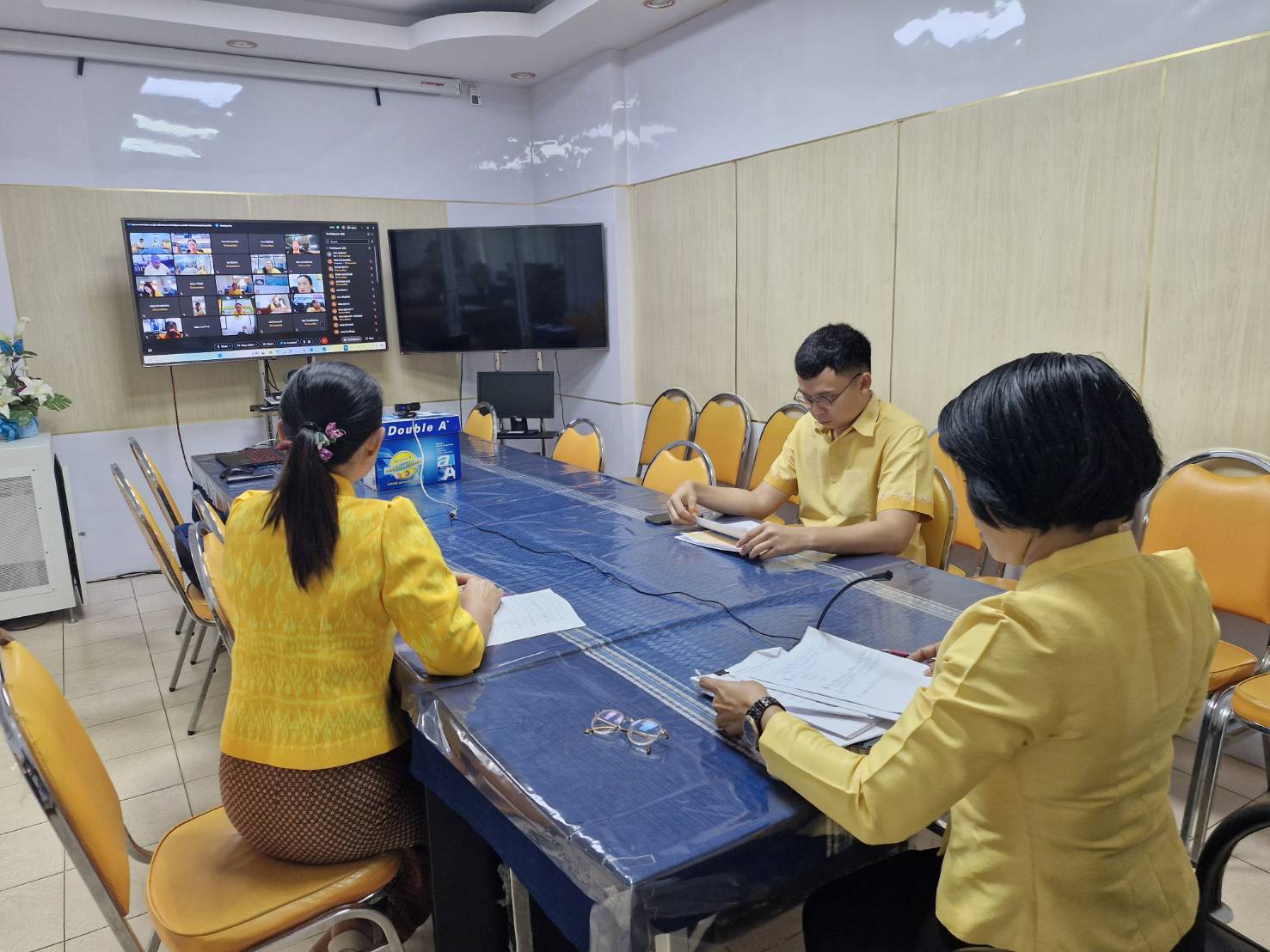 📢พช.สกลนคร : ติดตามการดำเนินงานจัดตั้งหมู่บ้านป้องกันและแก้ไขปัญหายาเสพติดโดยกองทุนแม่ของแผ่นดินและกำหนดแผนการดำเนินงานโครงการส่งเสริมพัฒนาคุณภาพชีวิตและเศรษฐกิจชุมชนฐานรากจังหวัดสกลนครสู่ความยั่งยืน จังหวัดสกลนคร (งบจังหวัด) ผ่านระบบ Cisco Webex Meetings ของกรมการพัฒนาชุมชน กระทรวงมหาดไทย