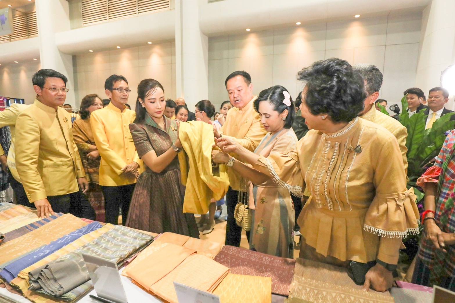 มท.๑ เปิดงาน OTOP MIDYEAR ๒๐๒๔ “หลากหลายผลิตภัณฑ์ สีสันภูมิปัญญาไทย” ระหว่าง ๘ – ๑๖ มิ.ย. ๖๗ ณ อิมแพ็ค เมืองทองธานี