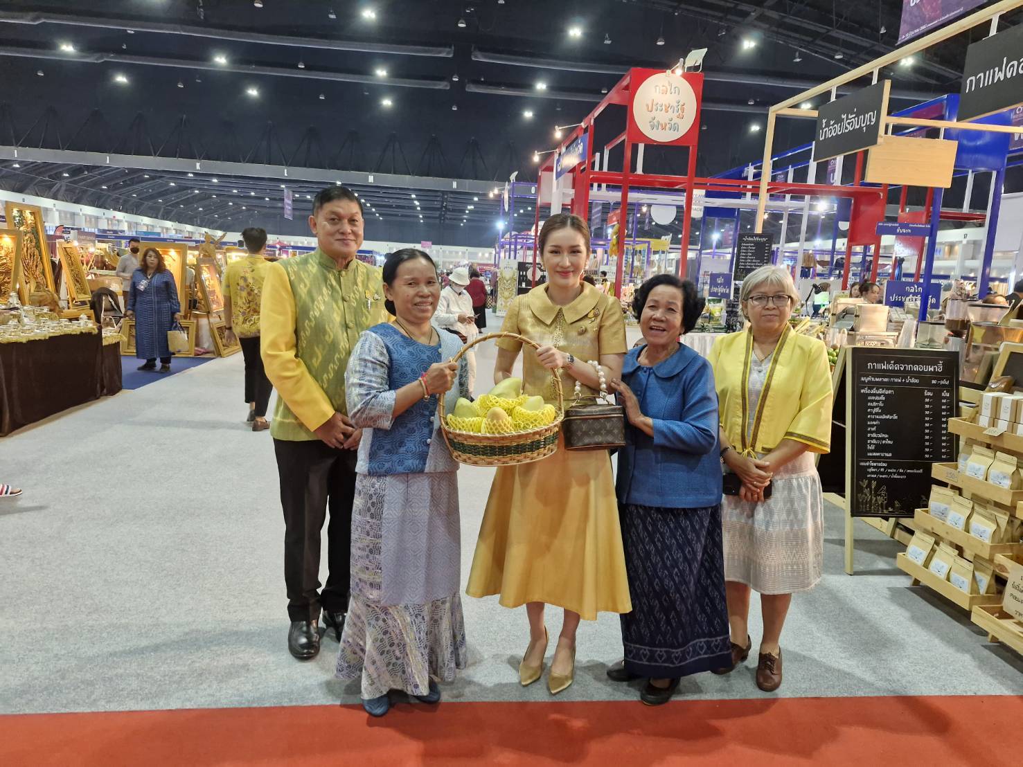 มท.๑ เปิดงาน OTOP MIDYEAR ๒๐๒๔ “หลากหลายผลิตภัณฑ์ สีสันภูมิปัญญาไทย” ระหว่าง ๘ – ๑๖ มิ.ย. ๖๗ ณ อิมแพ็ค เมืองทองธานี