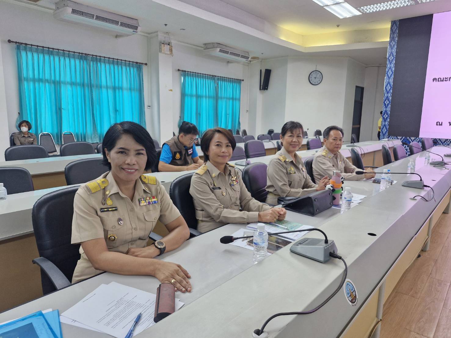 ว่าฯ สกลนคร เป็นประธานในการประชุมคณะกรรมการ ศอ.ปส.จ.สน.