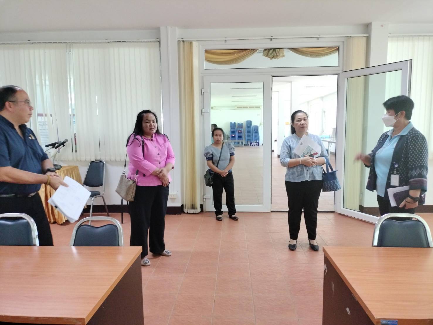 📢จังหวัดสกลนคร เตรียมความพร้อมการไกล่เกลี่ยก่อนฟ้องลูกหนี้กองทุนพัฒนาบทบาทสตรี