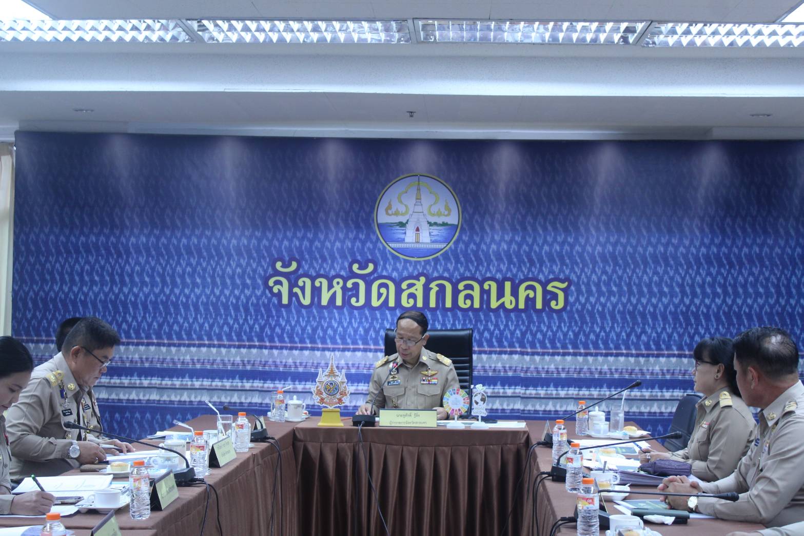 📢พช.สกลนคร : ร่วมประชุมหน่วยงานสังกัดกระทรวงมหาดไทยและนายอำเภอ