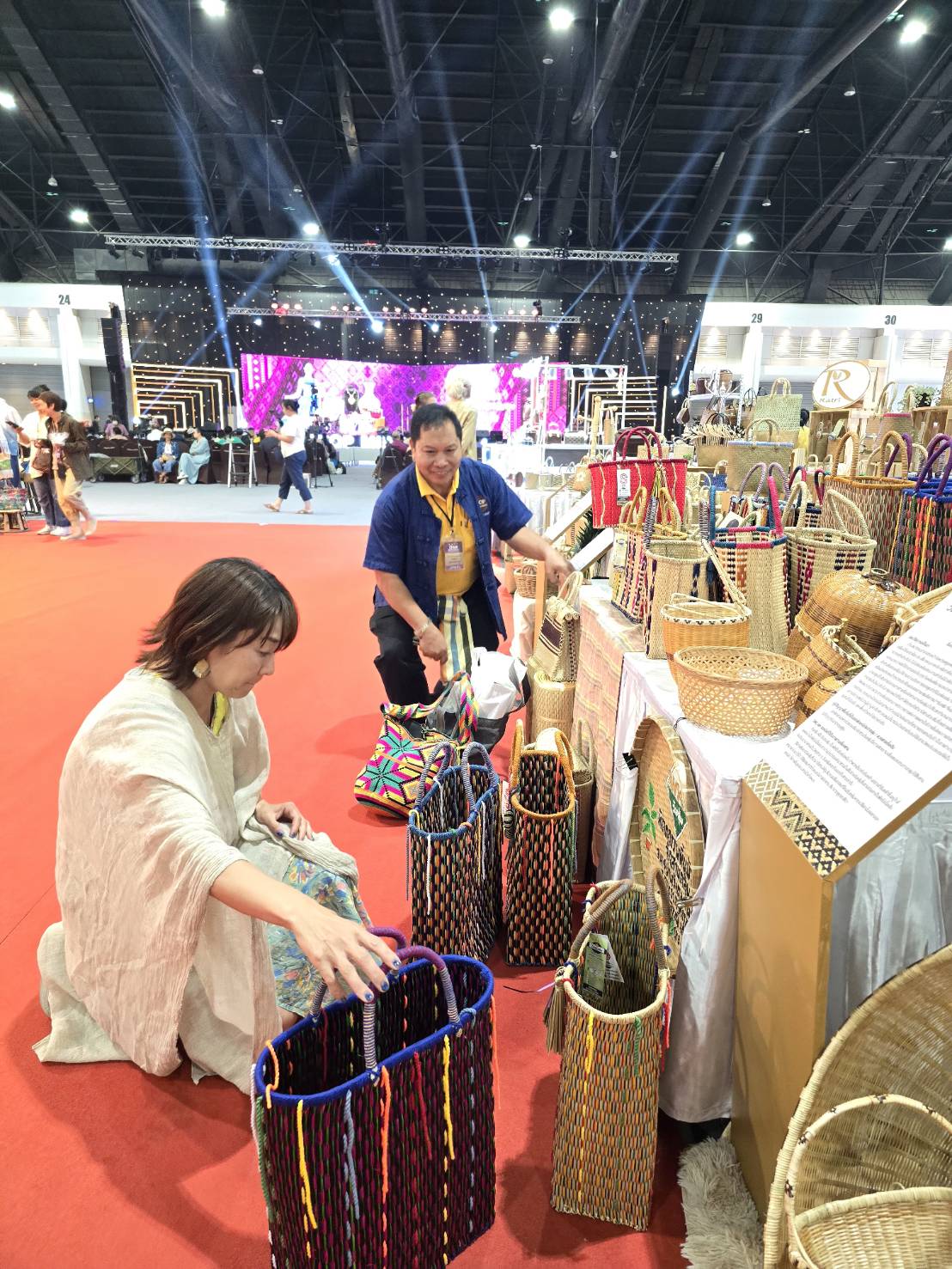📢พช.สกลนคร : ขอเชิญเที่ยวงาน OTOP MIDYEAR ๒๐๒๔ “หลากหลายผลิตภัณฑ์ สีสันภูมิปัญญาไทย” ระหว่าง ๘ – ๑๖ มิ.ย. ๖๗ ณ อิมแพ็ค เมืองทองธานี
