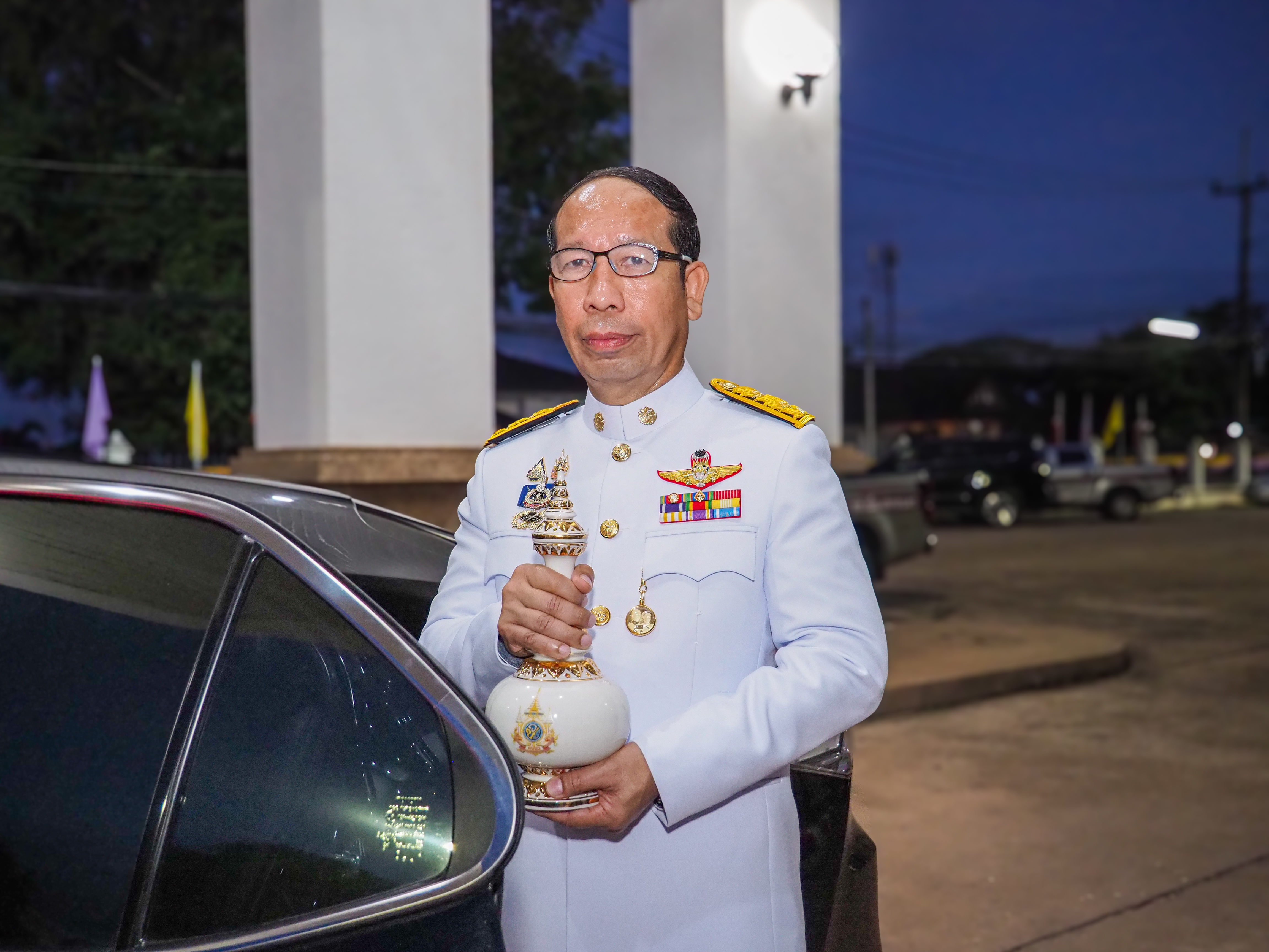 ผู้ว่าราชการจังหวัดสกลนคร เป็นประธานในพิธีเชิญน้ำพระพุทธมนต์ศักดิ์สิทธิ์ของจังหวัดสกลนคร นำไปเก็บรักษาที่กระทรวงมหาดไทย เพื่อเตรียมประกอบพิธีเสกน้ำพระพุทธมนต์ศักดิ์สิทธิ์ เนื่องในโอกาสพระราชพิธีมหามงคลเฉลิมพระชนมพรรษา 6 รอบ 28 กรกฎาคม 2567