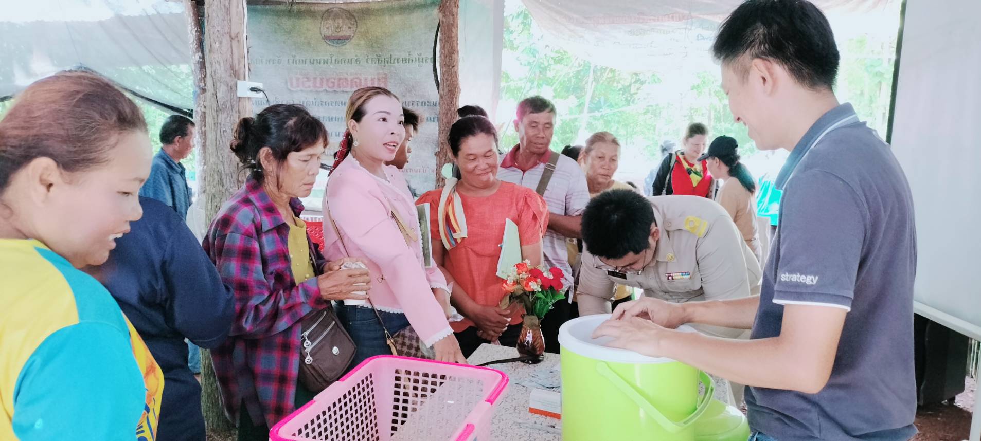 📢จังหวัดสกลนคร : พัฒนาคุณภาพชีวิตคนสกลนครทุกช่วงวัยอย่างยั่งยืนตามหลักปรัชญาของเศรษฐกิจพอเพียง