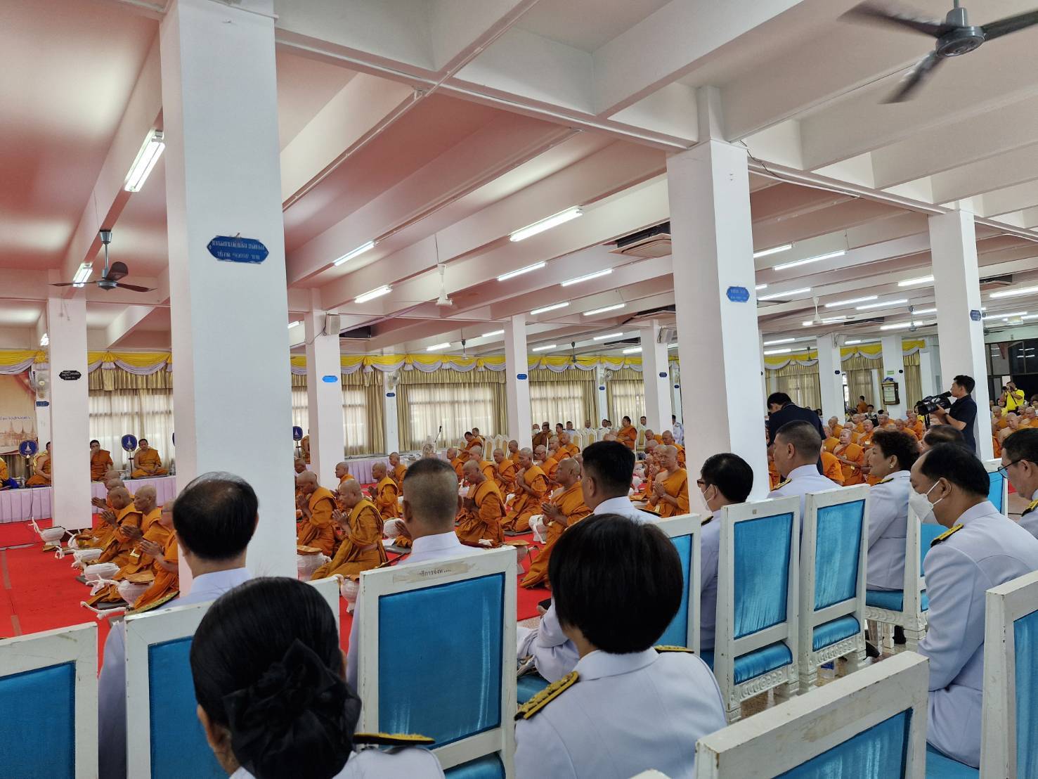 จังหวัดสกลนคร จัดพิธีบรรพชาอุปสมบท ในโครงการบรรพชาอุปสมบทเฉลิมพระเกียรติพระบาทสมเด็จเจ้าอยู่หัว เนื่องในโอกาสพระราชพิธีมหามงคลเฉลิมพระชนมพรรษา 6 รอบ 28 กรกฎาคม 2567