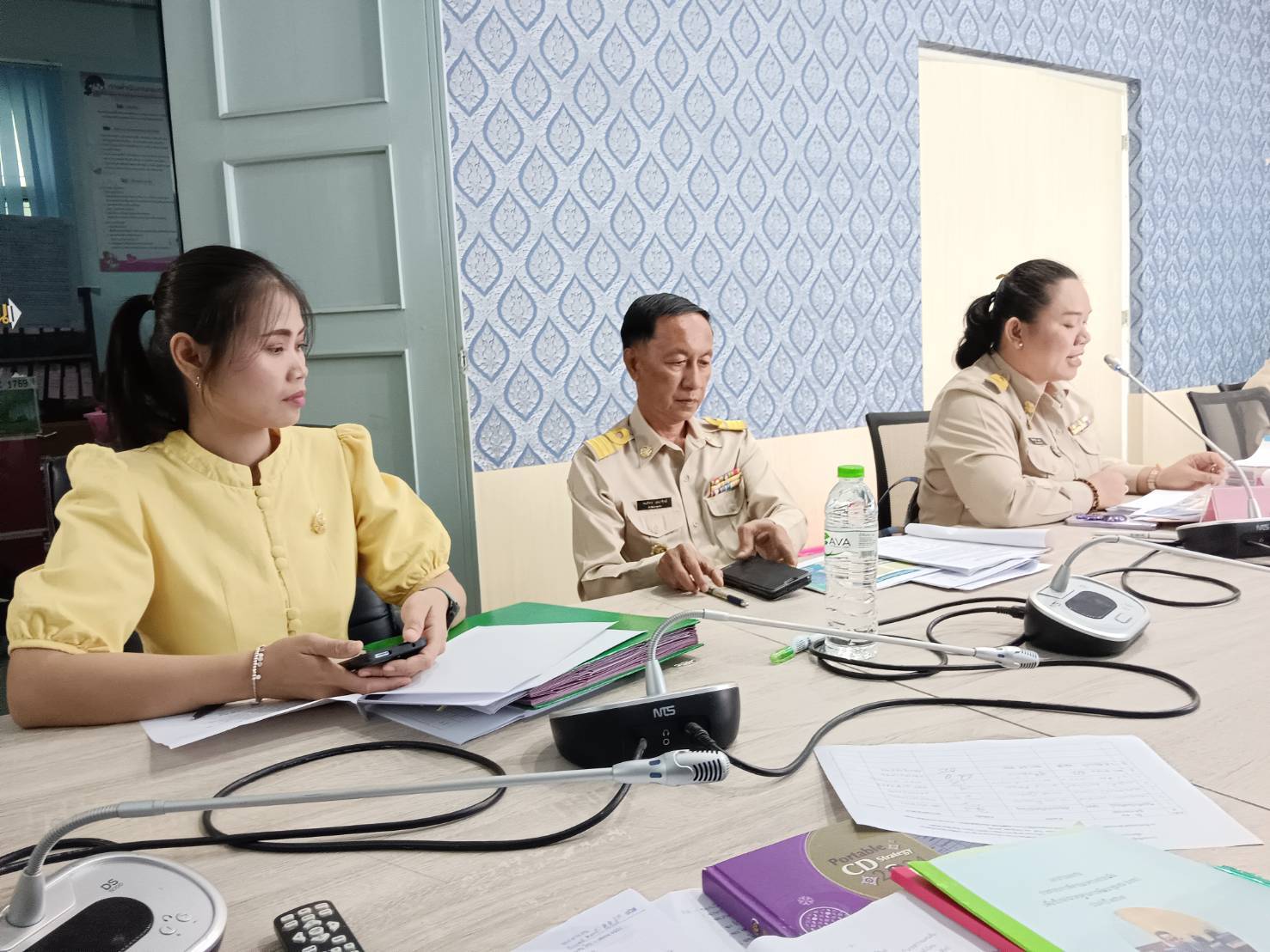 พช.สกลนคร จัดประชุมคณะกรรมการรับรองมาตรฐานการพัฒนาชุมชน (มชช.) จังหวัดสกลนคร