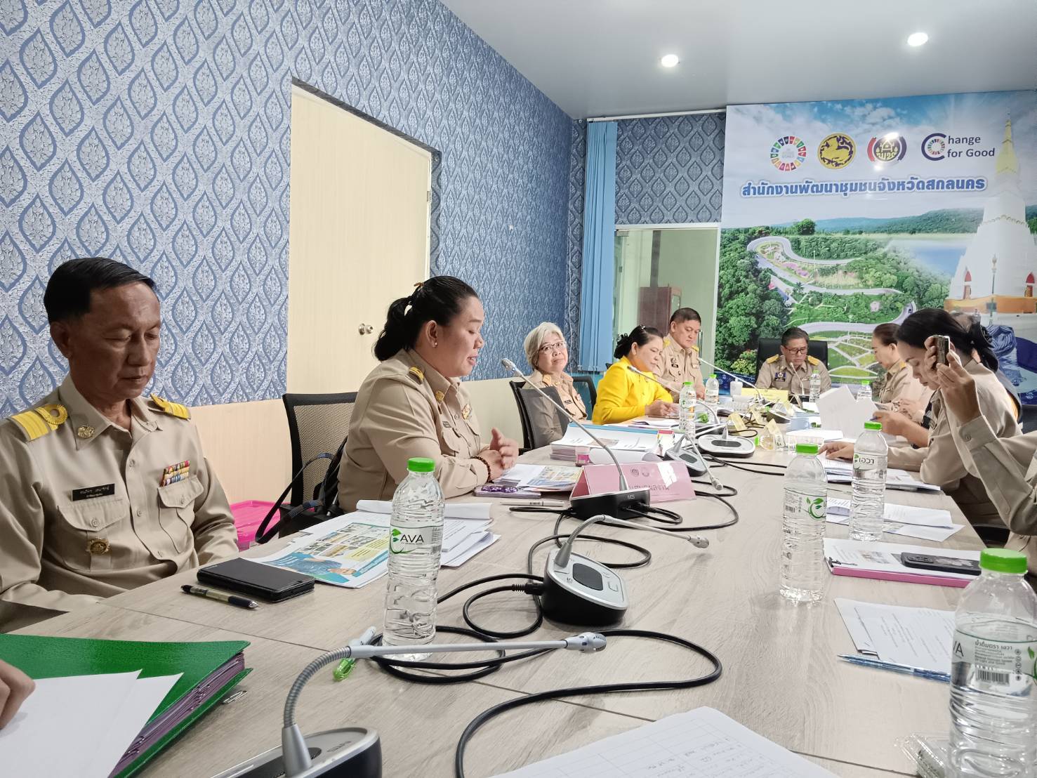 พช.สกลนคร จัดประชุมคณะกรรมการรับรองมาตรฐานการพัฒนาชุมชน (มชช.) จังหวัดสกลนคร