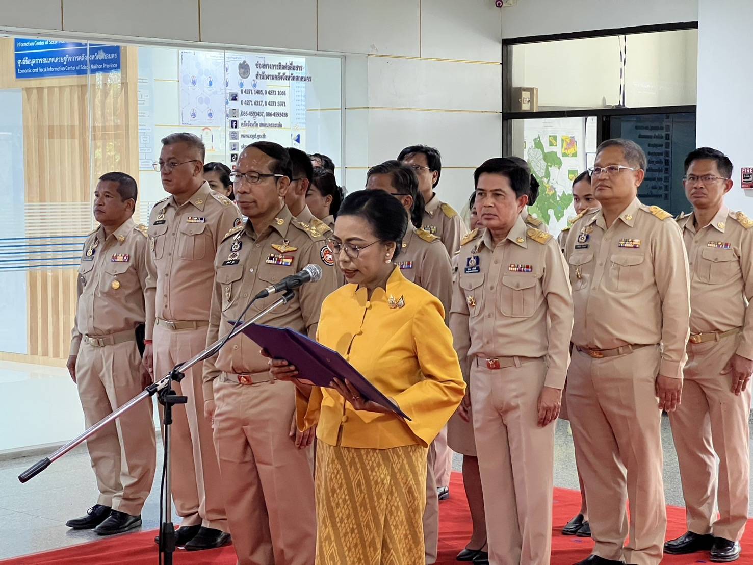 📢จังหวัดสกลนคร จัดพิธีมอบอุปกรณ์ทางการแพทย์ ตามโครงการ “จัดหาอุปกรณ์ทางการแพทย์เฉลิมพระเกียรติพระบาทสมเด็จพระเจ้าอยู่หัว เนื่องในโอกาสพระราชพิธีมหามงคลเฉลิมพระชนมพรรษา 6 รอบ 28 กรกฎาคม 2567”