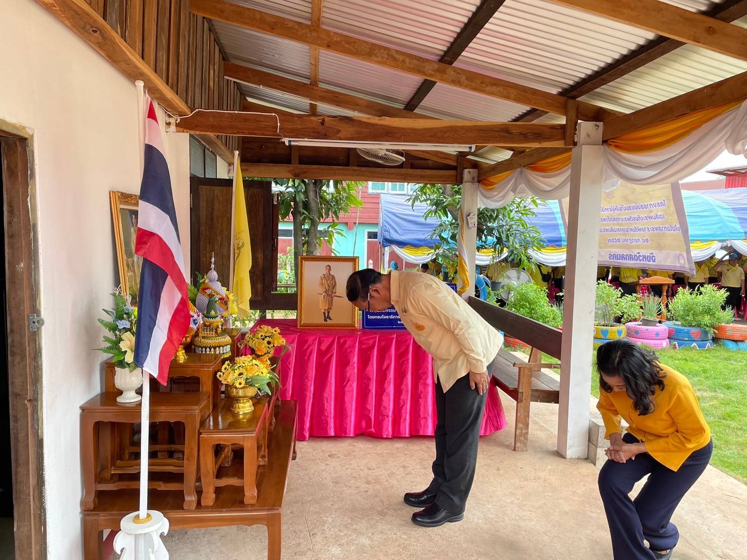 พช.สกลนคร ร่วมกิจกรรมส่งมอบบ้านผู้ยากไร้ในโครงการซ่อมแซมบ้านให้ผู้ยากไร้ตามผังภูมิสังคม เฉลิมพระเกียรติพระบาทสมเด็จพระเจ้าอยู่หัว เนื่องในโอกาสพระราชพิธีมหามงคลเฉลิมพระชนมพรรษา 6 รอบ 28 กรกฎาคม 2567