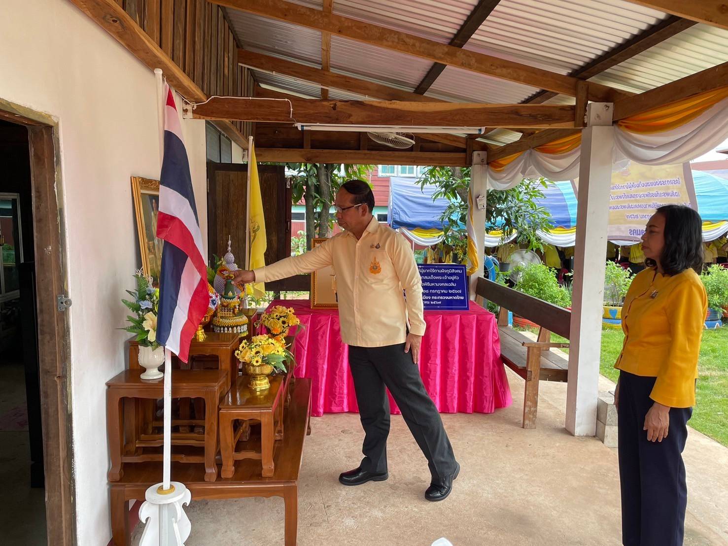 พช.สกลนคร ร่วมกิจกรรมส่งมอบบ้านผู้ยากไร้ในโครงการซ่อมแซมบ้านให้ผู้ยากไร้ตามผังภูมิสังคม เฉลิมพระเกียรติพระบาทสมเด็จพระเจ้าอยู่หัว เนื่องในโอกาสพระราชพิธีมหามงคลเฉลิมพระชนมพรรษา 6 รอบ 28 กรกฎาคม 2567
