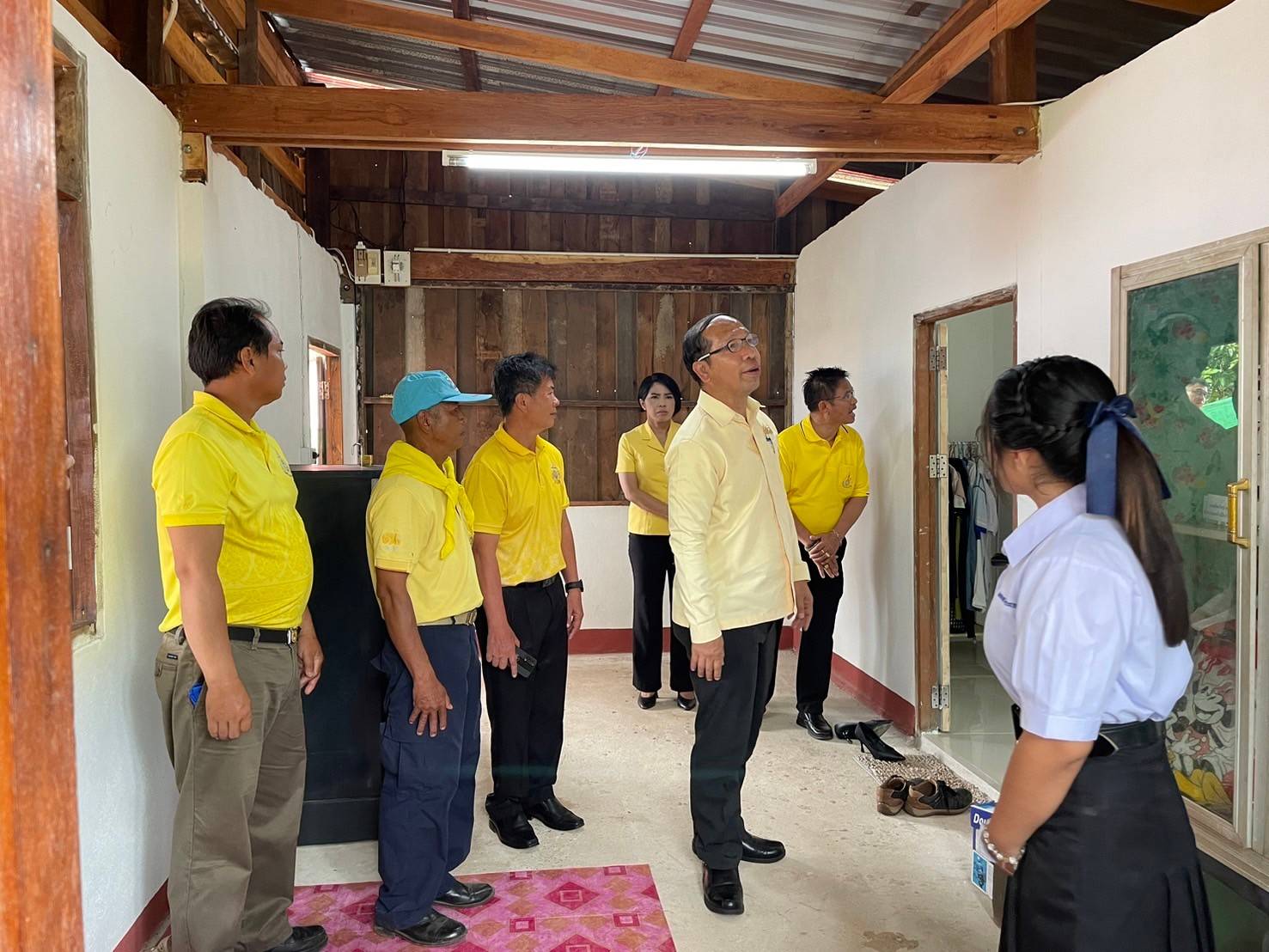 พช.สกลนคร ร่วมกิจกรรมส่งมอบบ้านผู้ยากไร้ในโครงการซ่อมแซมบ้านให้ผู้ยากไร้ตามผังภูมิสังคม เฉลิมพระเกียรติพระบาทสมเด็จพระเจ้าอยู่หัว เนื่องในโอกาสพระราชพิธีมหามงคลเฉลิมพระชนมพรรษา 6 รอบ 28 กรกฎาคม 2567