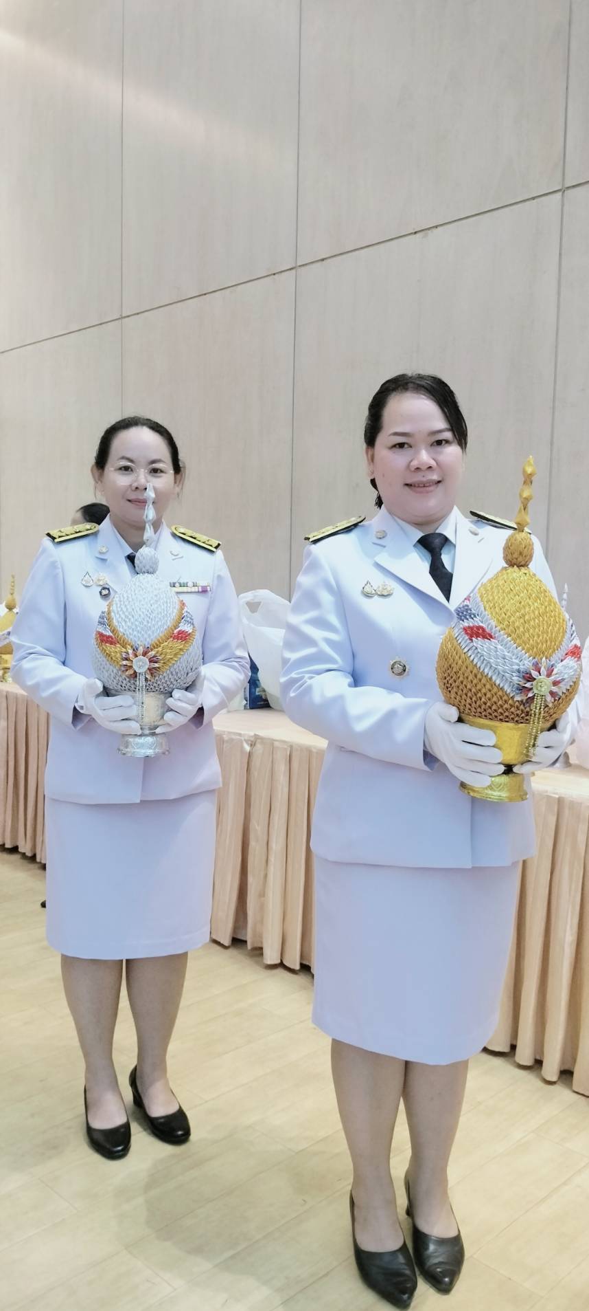 พช.สกลนคร : ร่วมพิธีถวายเครื่องราชสักการะวางพานพุ่ม และจุดเทียนถวายพระพรชัยมงคล เนื่องในโอกาสพระราชพิธีมหามงคลเฉลิมพระชนมพรรษา 6 รอบ 28 กรกฎาคม 2567