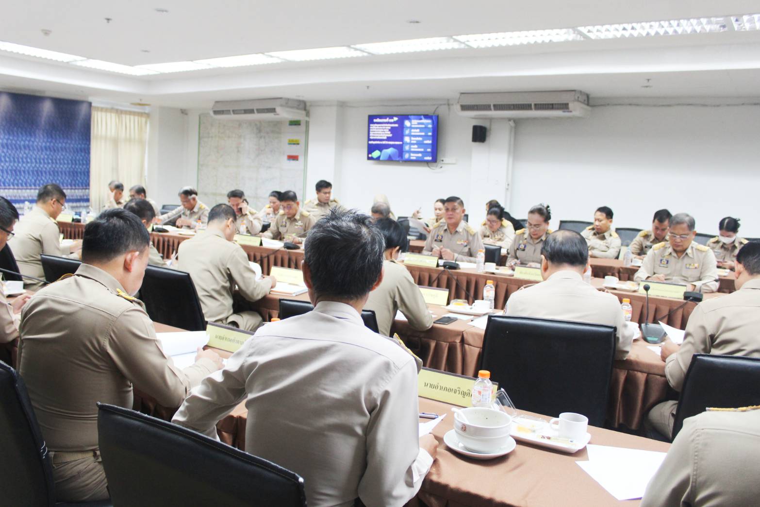 📢พช.สกลนคร : ร่วมประชุมหน่วยงานสังกัดกระทรวงมหาดไทยและนายอำเภอ