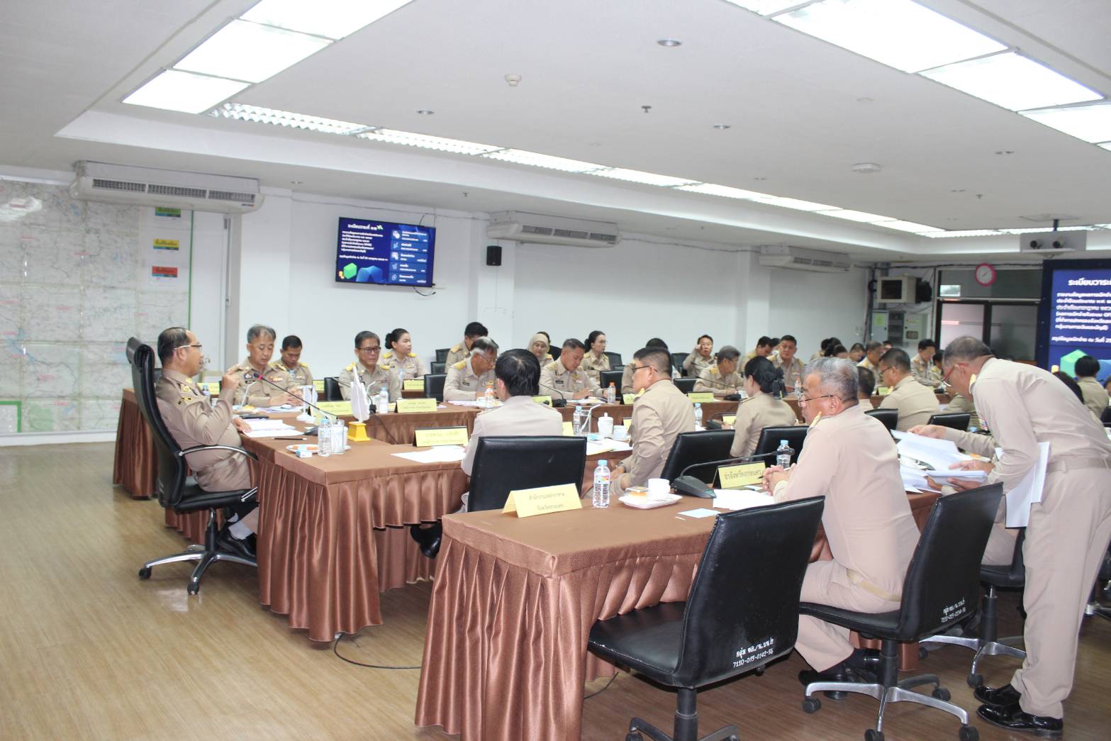 📢พช.สกลนคร : ร่วมประชุมหน่วยงานสังกัดกระทรวงมหาดไทยและนายอำเภอ