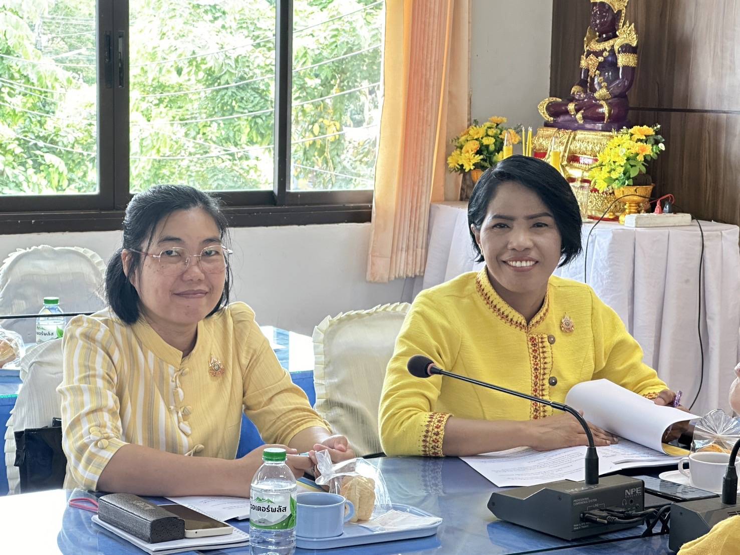 📢พช.สกลนคร : ลงพื้นที่ติดตามสนับสนุนคณะทำงานบริหารการจัดเก็บข้อมูลความจำเป็นพื้นฐาน (จปฐ.) พร้อมให้กำลังใจทีมพัฒนาชุมชนอำเภอ