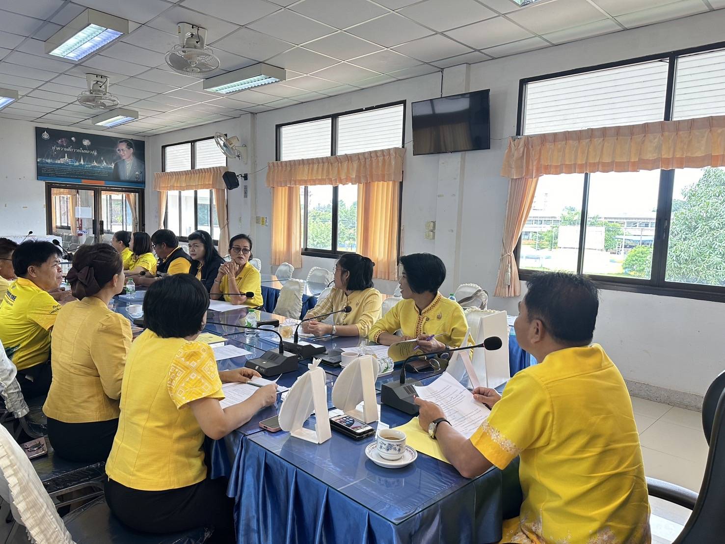 📢พช.สกลนคร : ลงพื้นที่ติดตามสนับสนุนคณะทำงานบริหารการจัดเก็บข้อมูลความจำเป็นพื้นฐาน (จปฐ.) พร้อมให้กำลังใจทีมพัฒนาชุมชนอำเภอ
