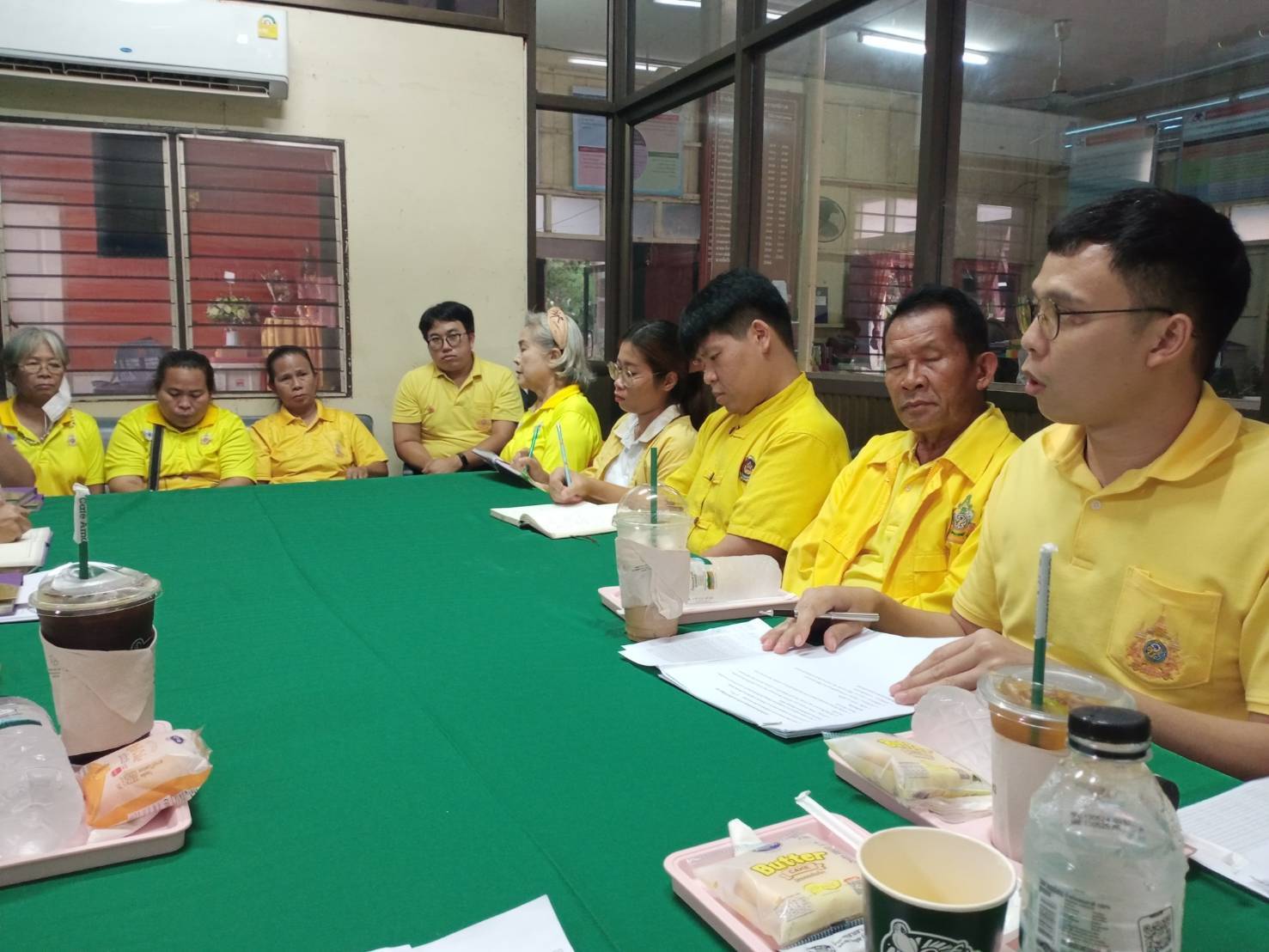📢พช.สกลนคร : ลงพื้นที่ติดตามสนับสนุนคณะทำงานบริหารการจัดเก็บข้อมูลความจำเป็นพื้นฐาน (จปฐ.) พร้อมให้กำลังใจทีมพัฒนาชุมชนอำเภอ