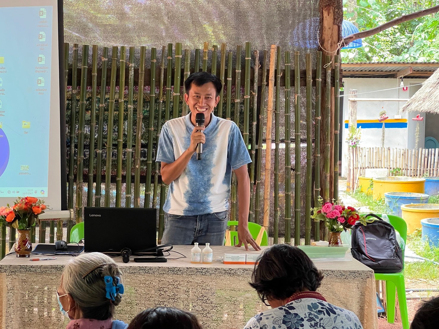 📢จังหวัดสกลนคร : พัฒนาคุณภาพชีวิตคนสกลนครทุกช่วงวัยอย่างยั่งยืนตามหลักปรัชญาของเศรษฐกิจพอเพียง