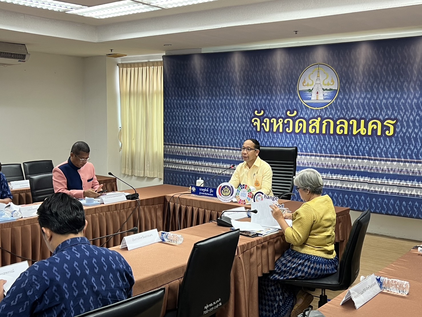 📢จังหวัดสกลนครประชุมขับเคลื่อนพัฒนาเศรษฐกิจฐานรากระดับจังหวัด ครั้งที่ ๒/๒๕๖๗