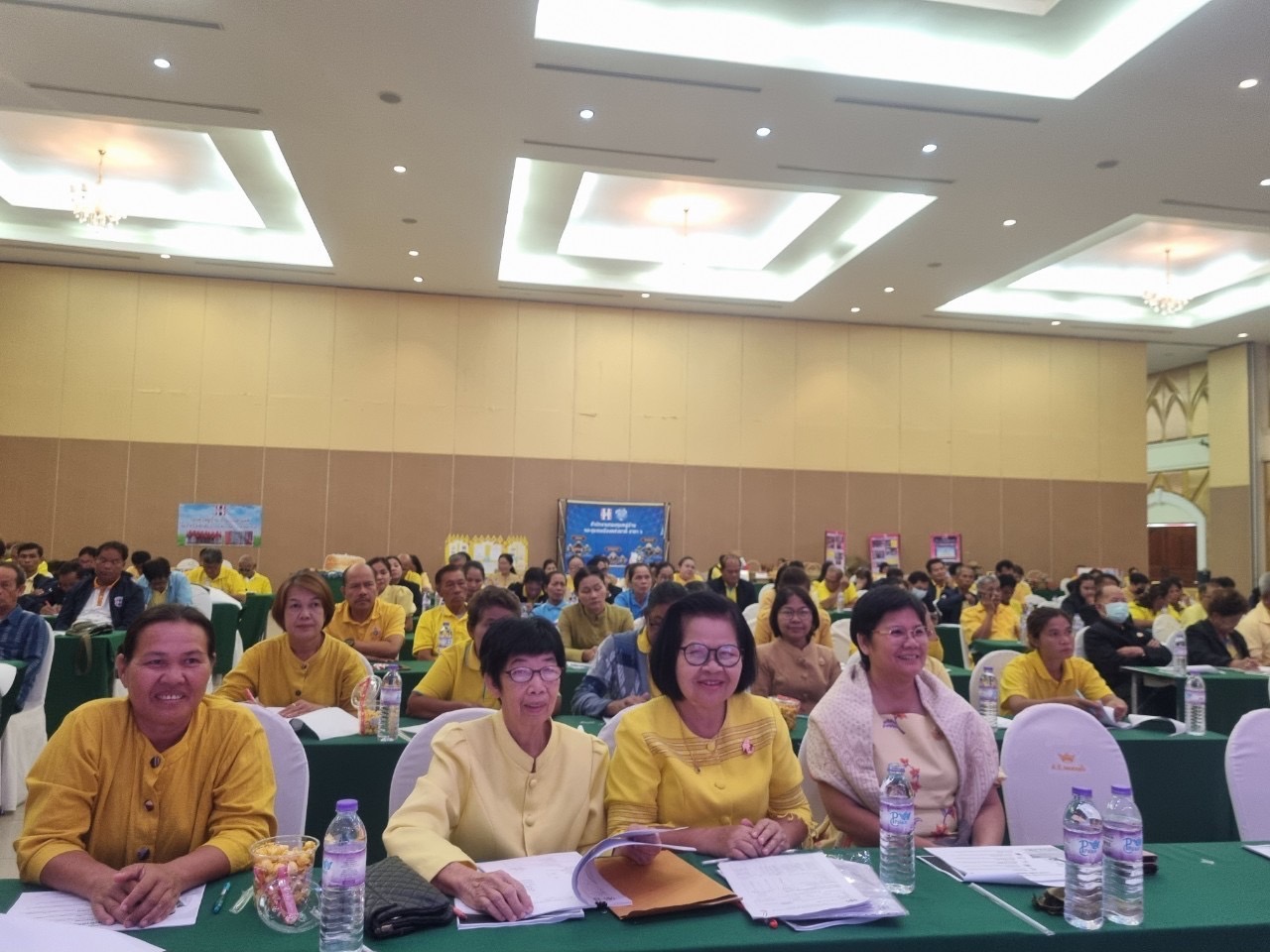 >>พช.สกลนคร : จัดประชุมเชิงปฏิบัติการขับเคลื่อนกองทุนหมู่บ้านและชุมชนเมืองจังหวัดสกลนคร ประจําปีงบประมาณ พ.ศ. 2567<<